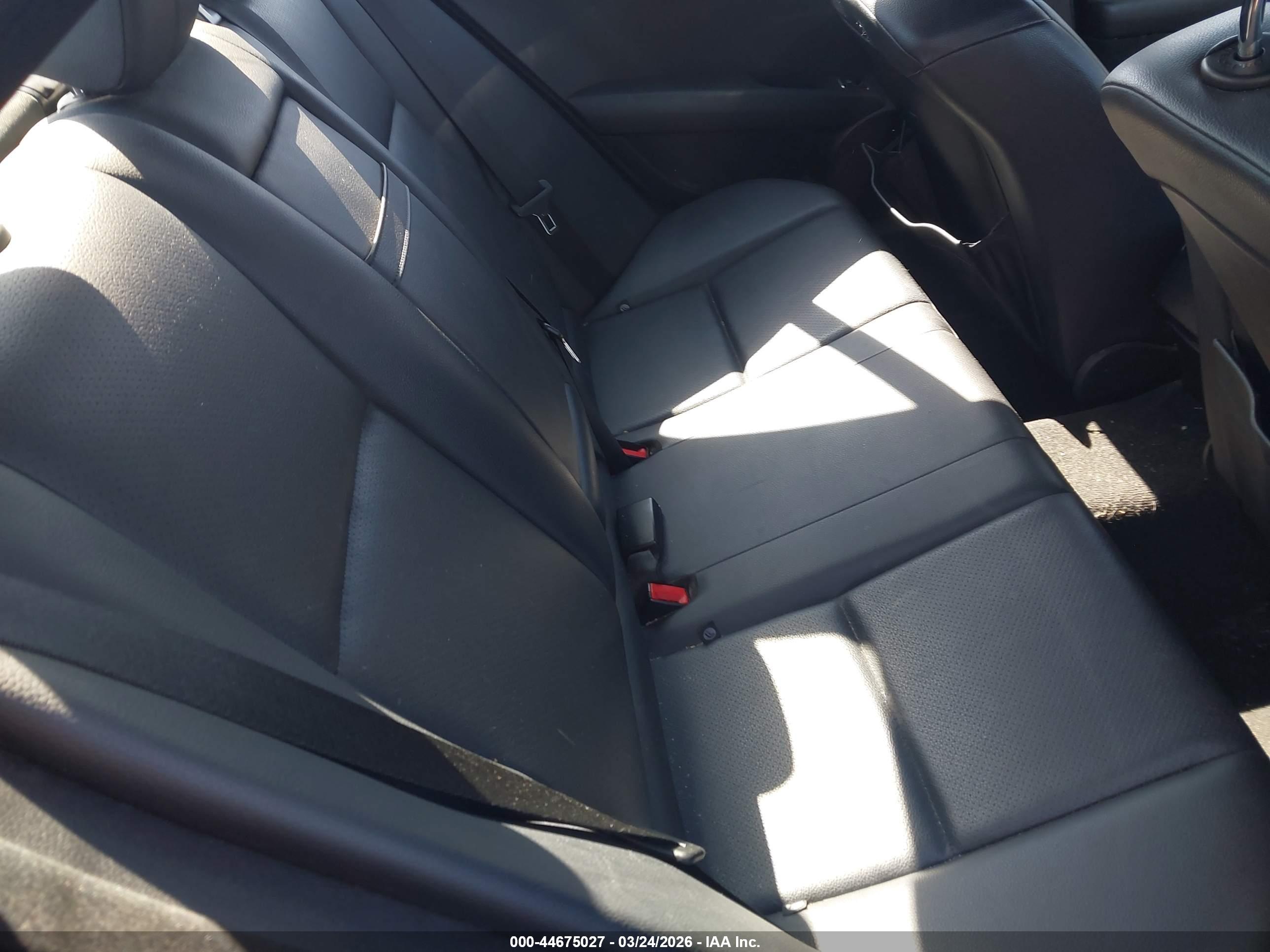 MERCEDES-BENZ C image 8