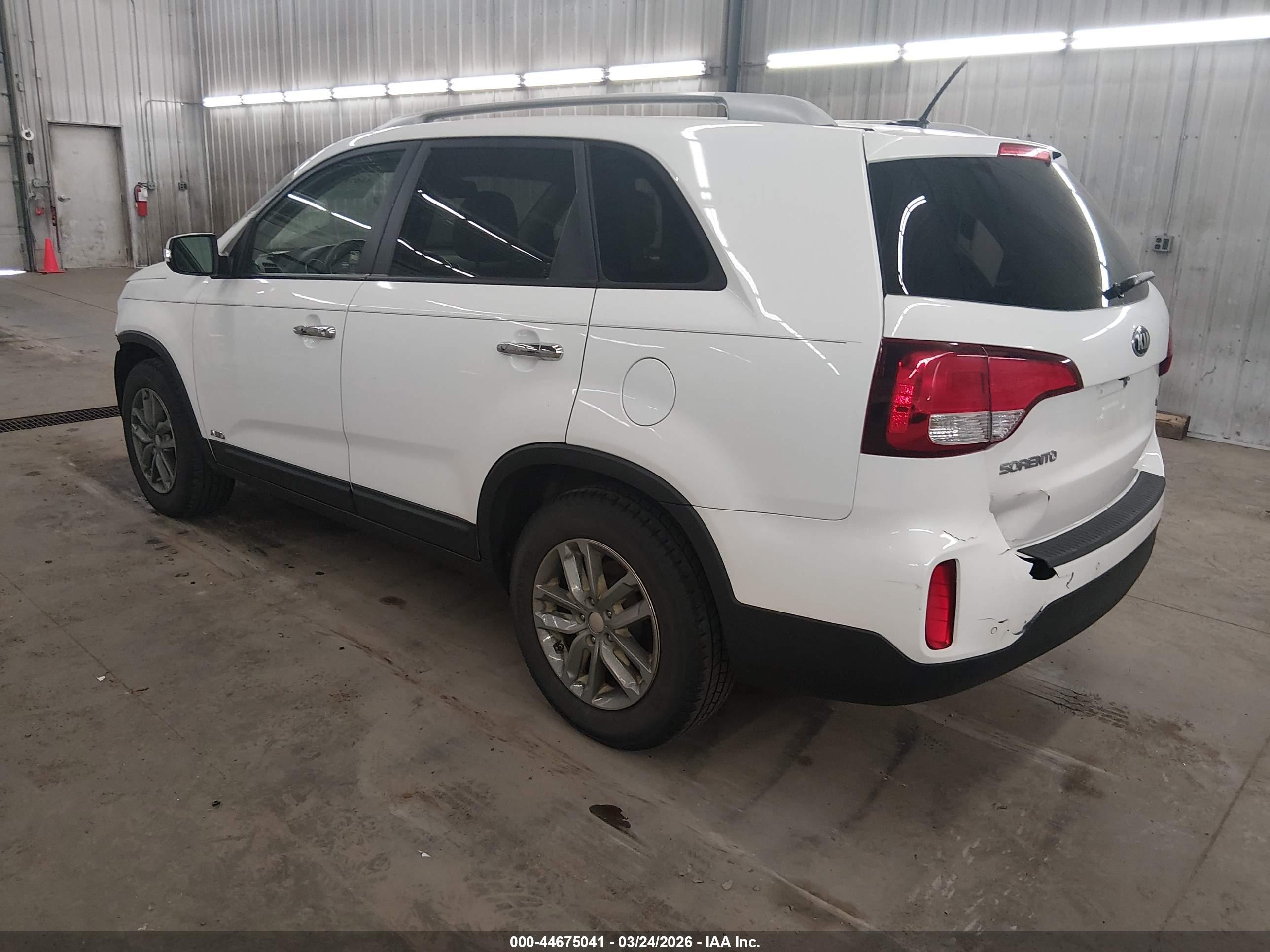 KIA SORENTO image 3
