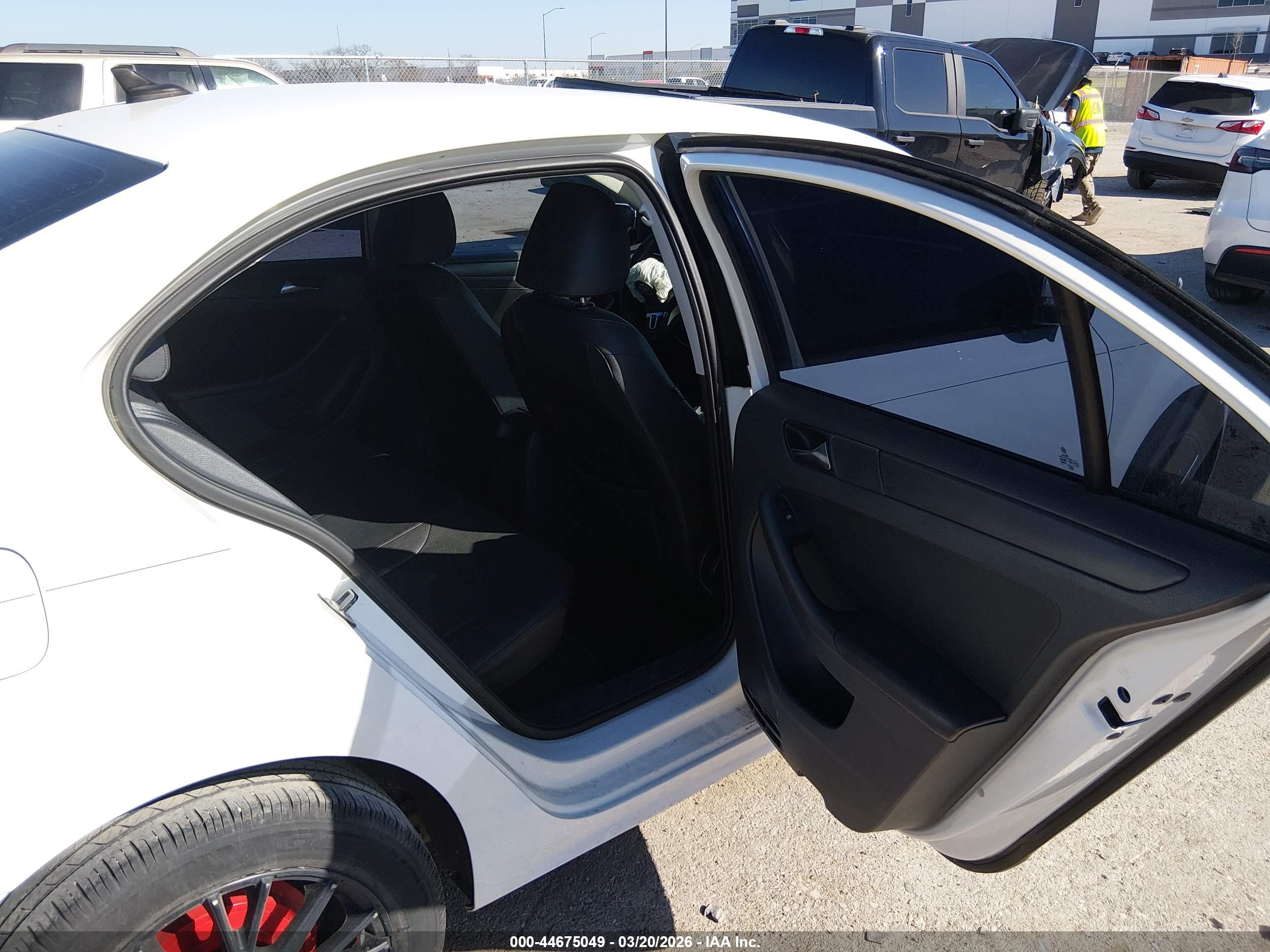 VOLKSWAGEN JETTA image 8