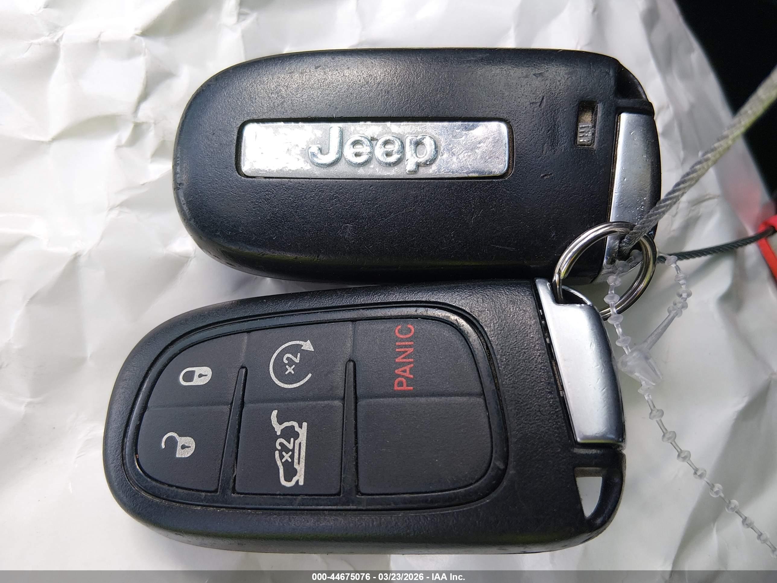JEEP CHEROKEE image 11