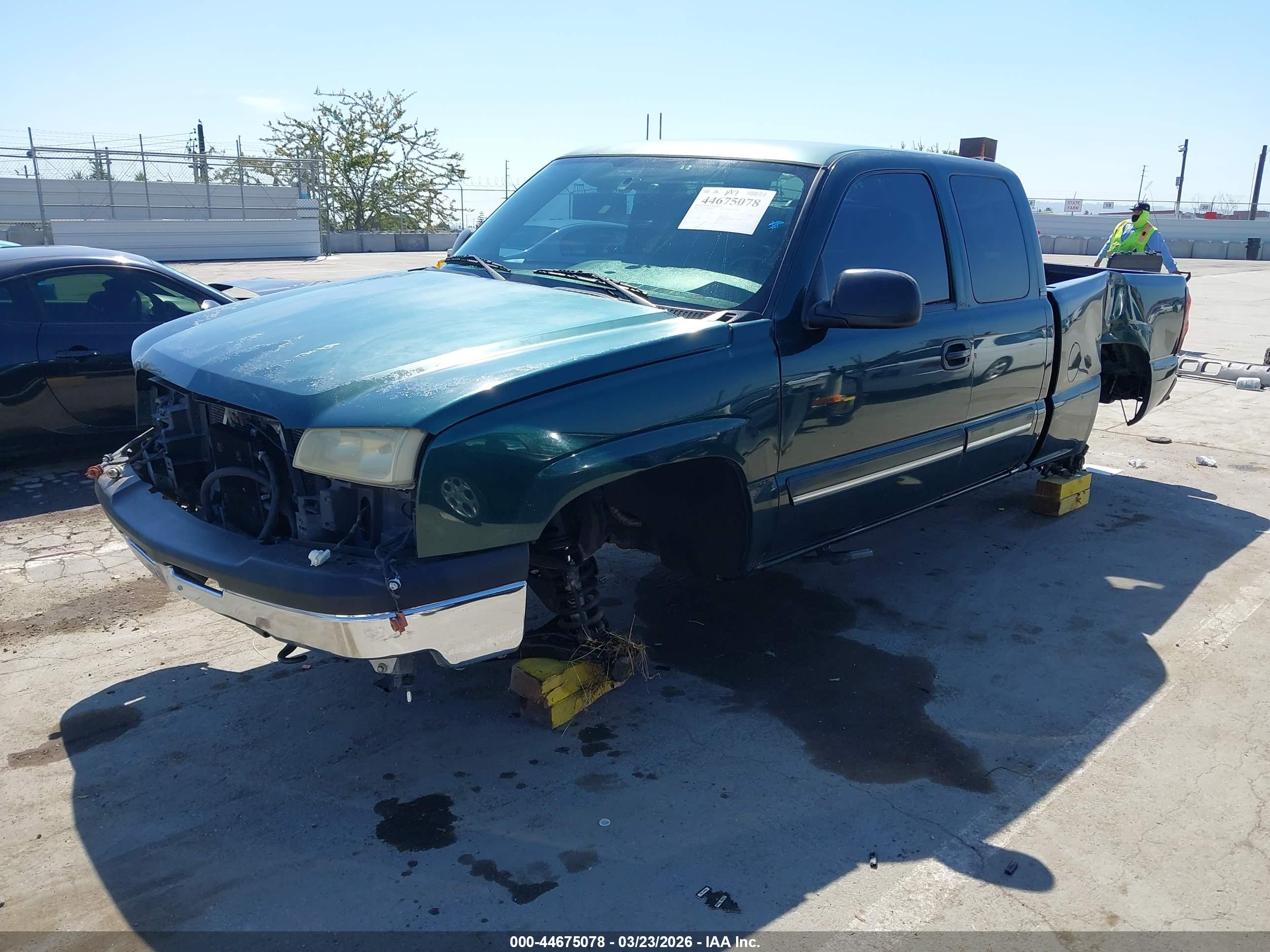 CHEVROLET SILVERADO image 2