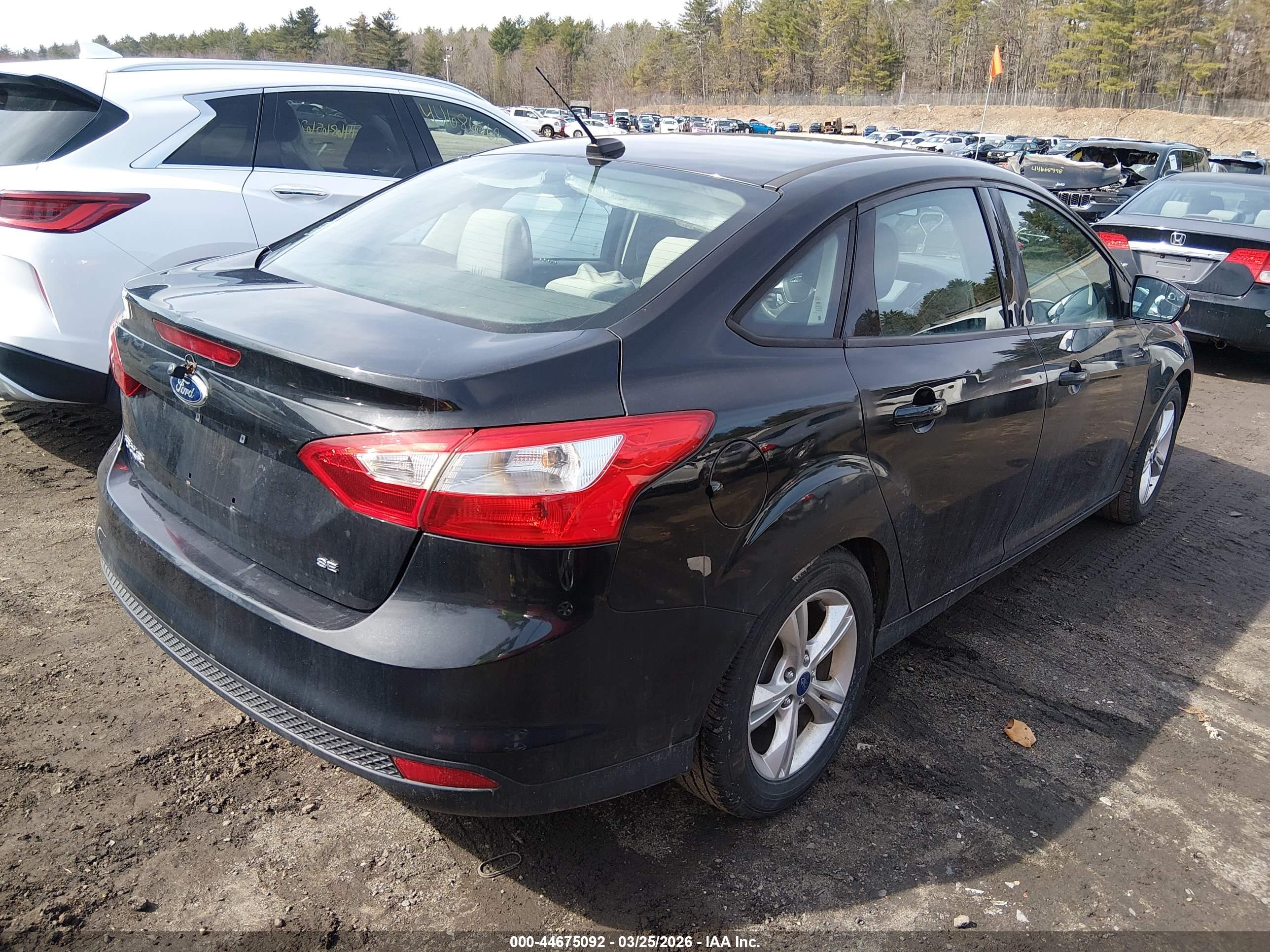 FORD FOCUS image 4