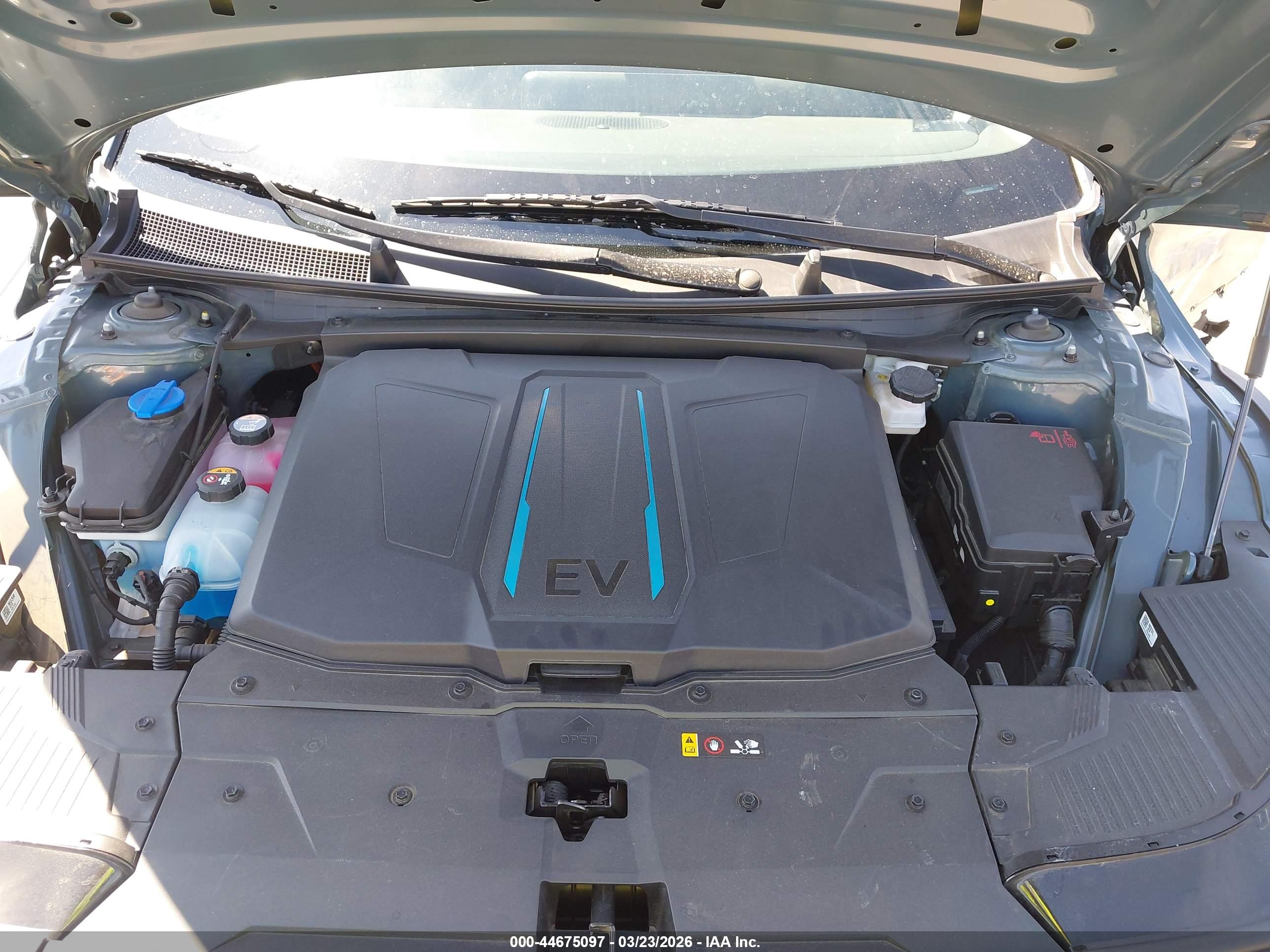 HYUNDAI IONIQ image 10