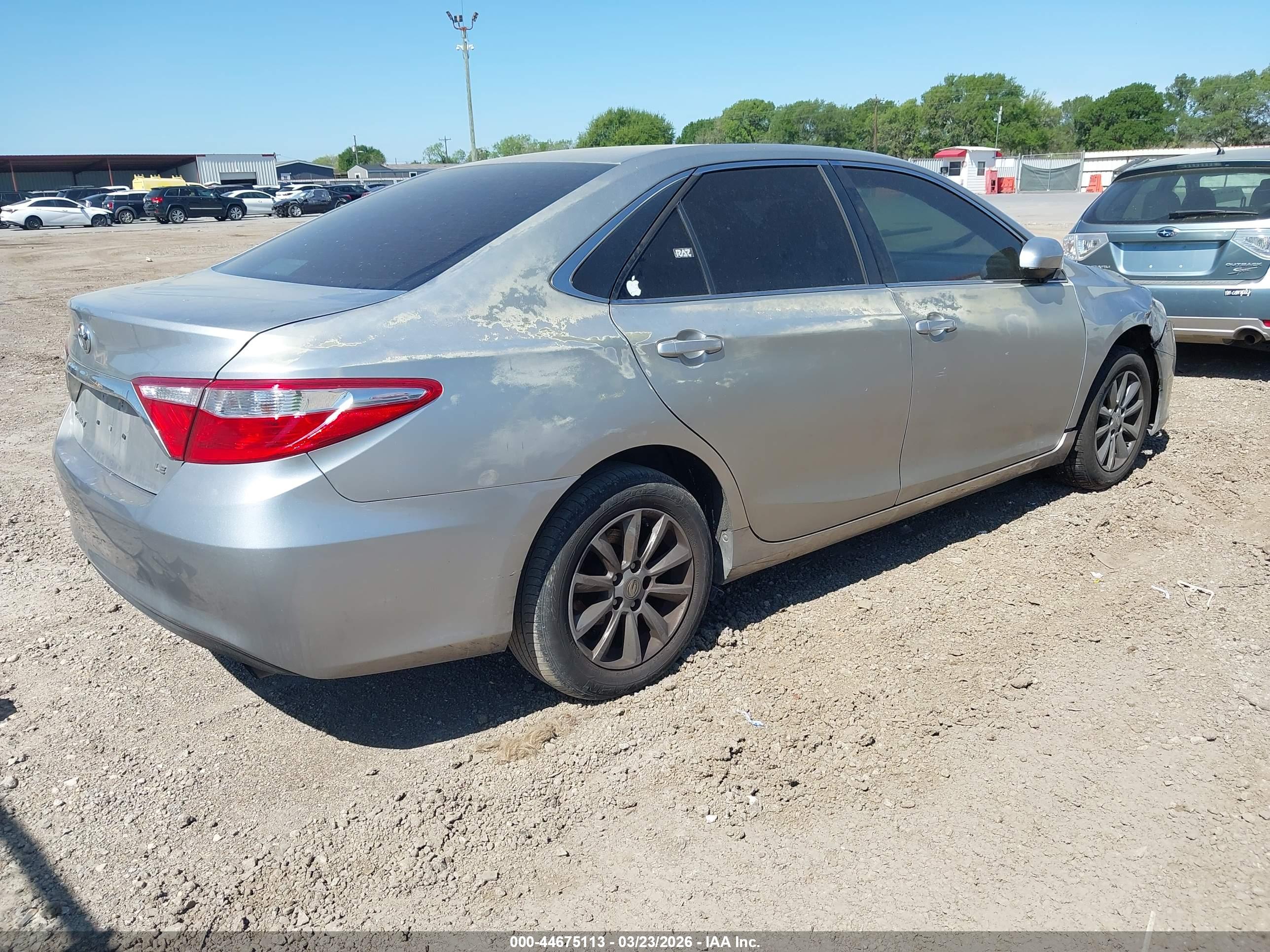 TOYOTA CAMRY image 4