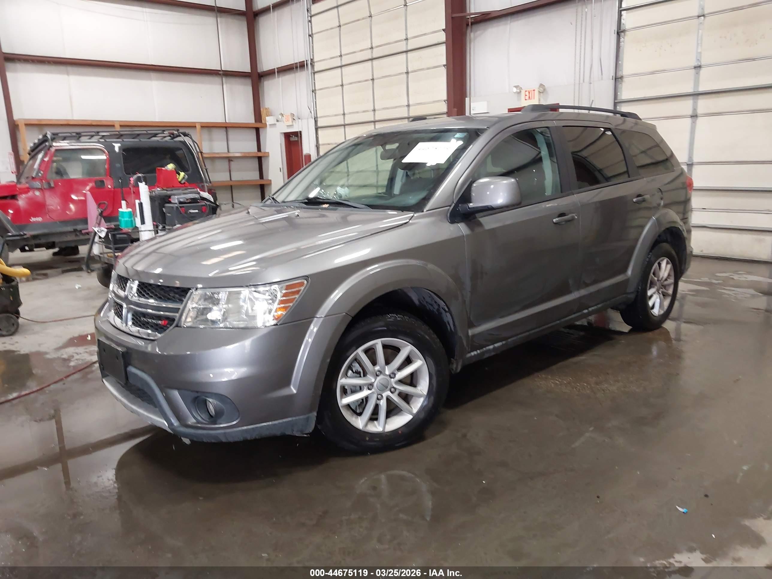 DODGE JOURNEY image 2