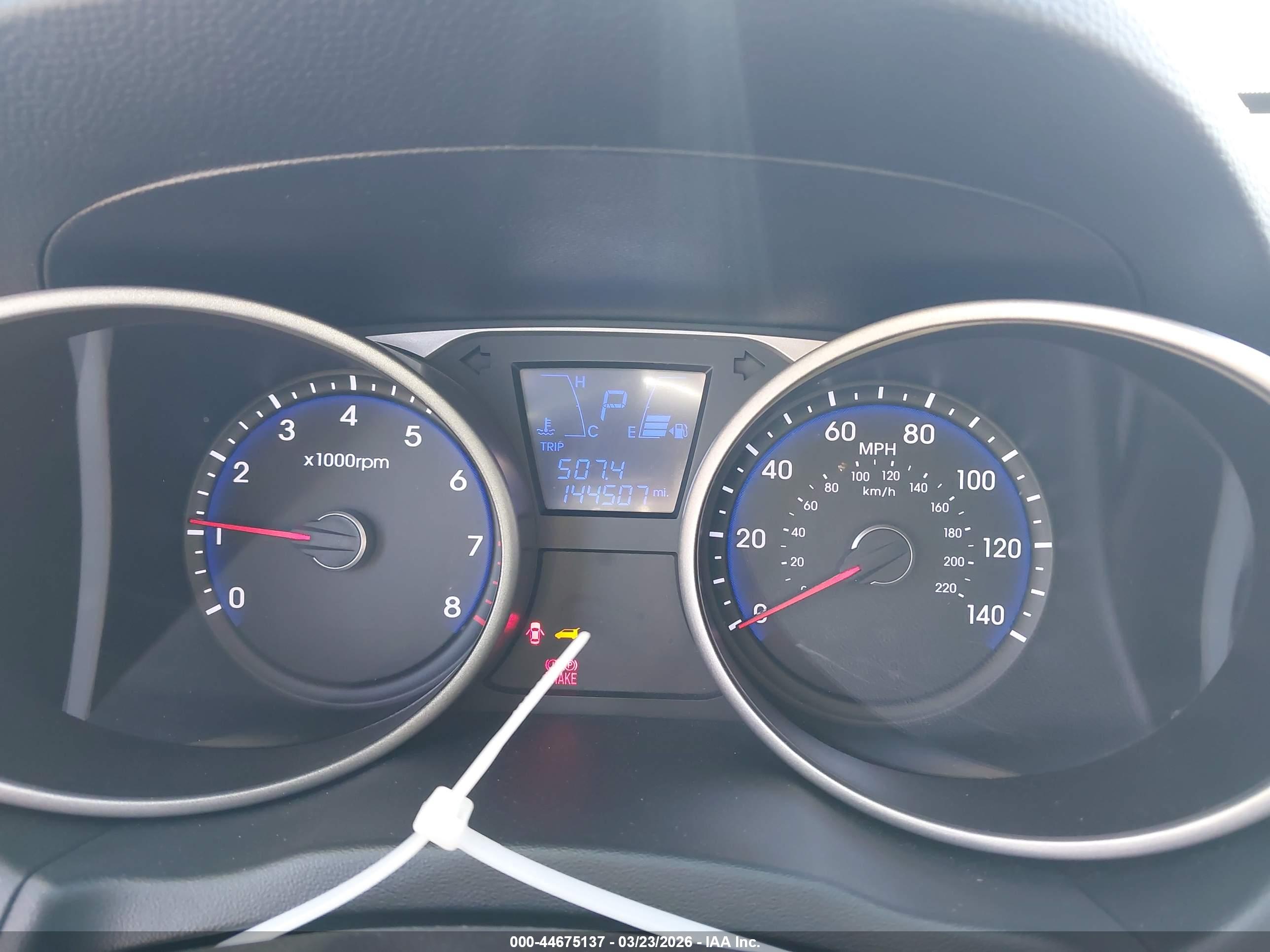 HYUNDAI TUCSON image 7