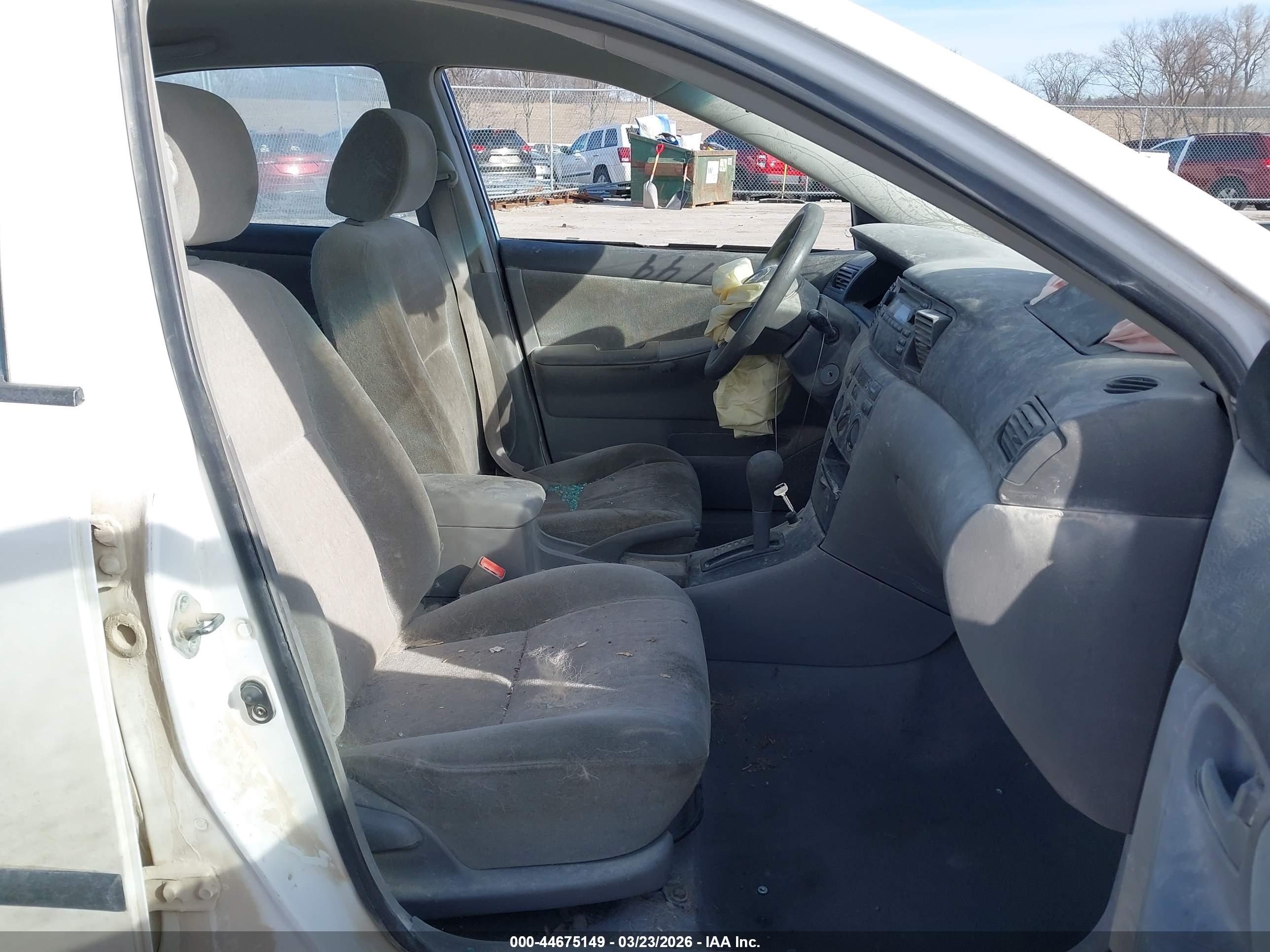 TOYOTA COROLLA image 5