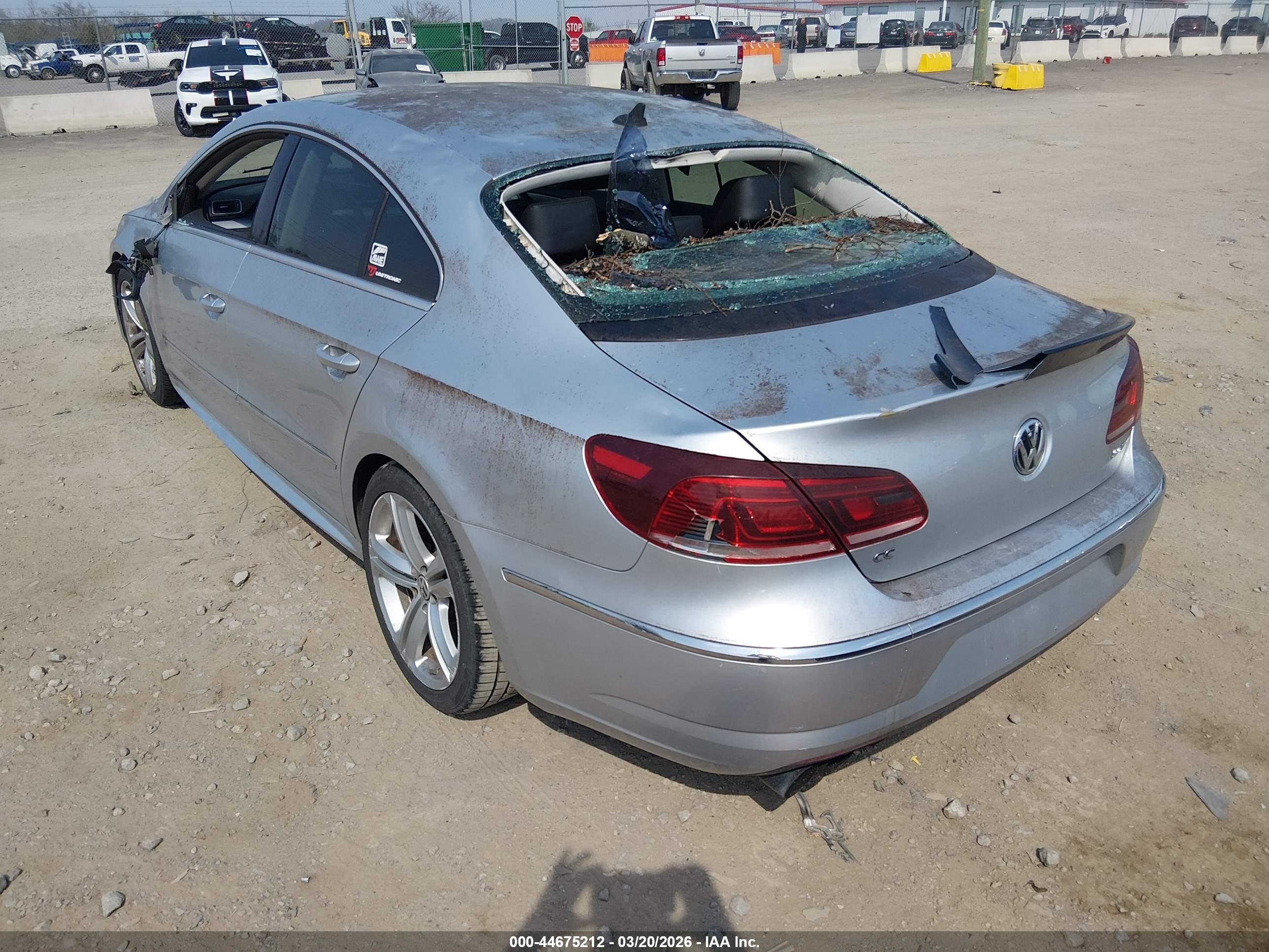 VOLKSWAGEN CC image 3