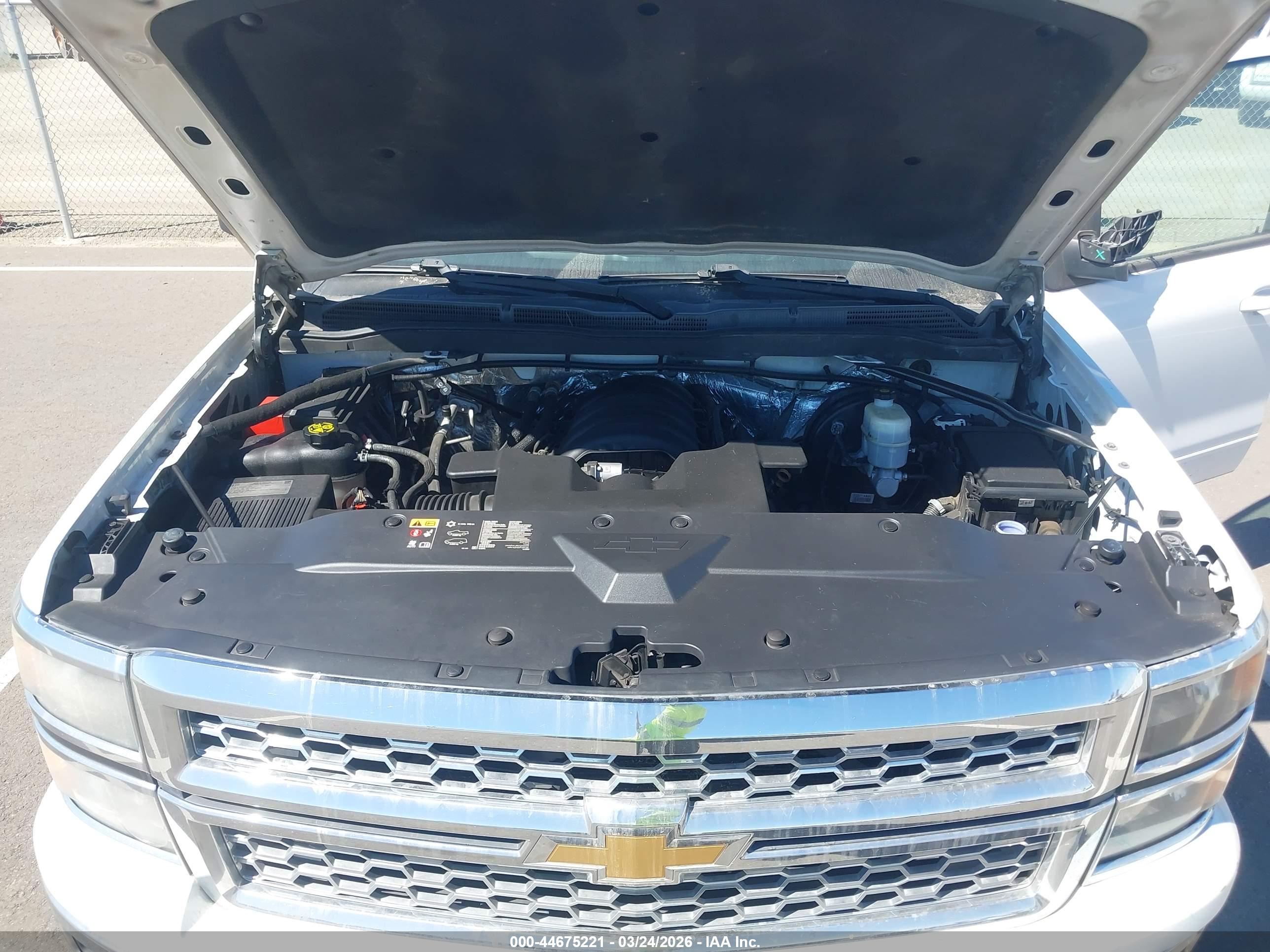 CHEVROLET SILVERADO image 10