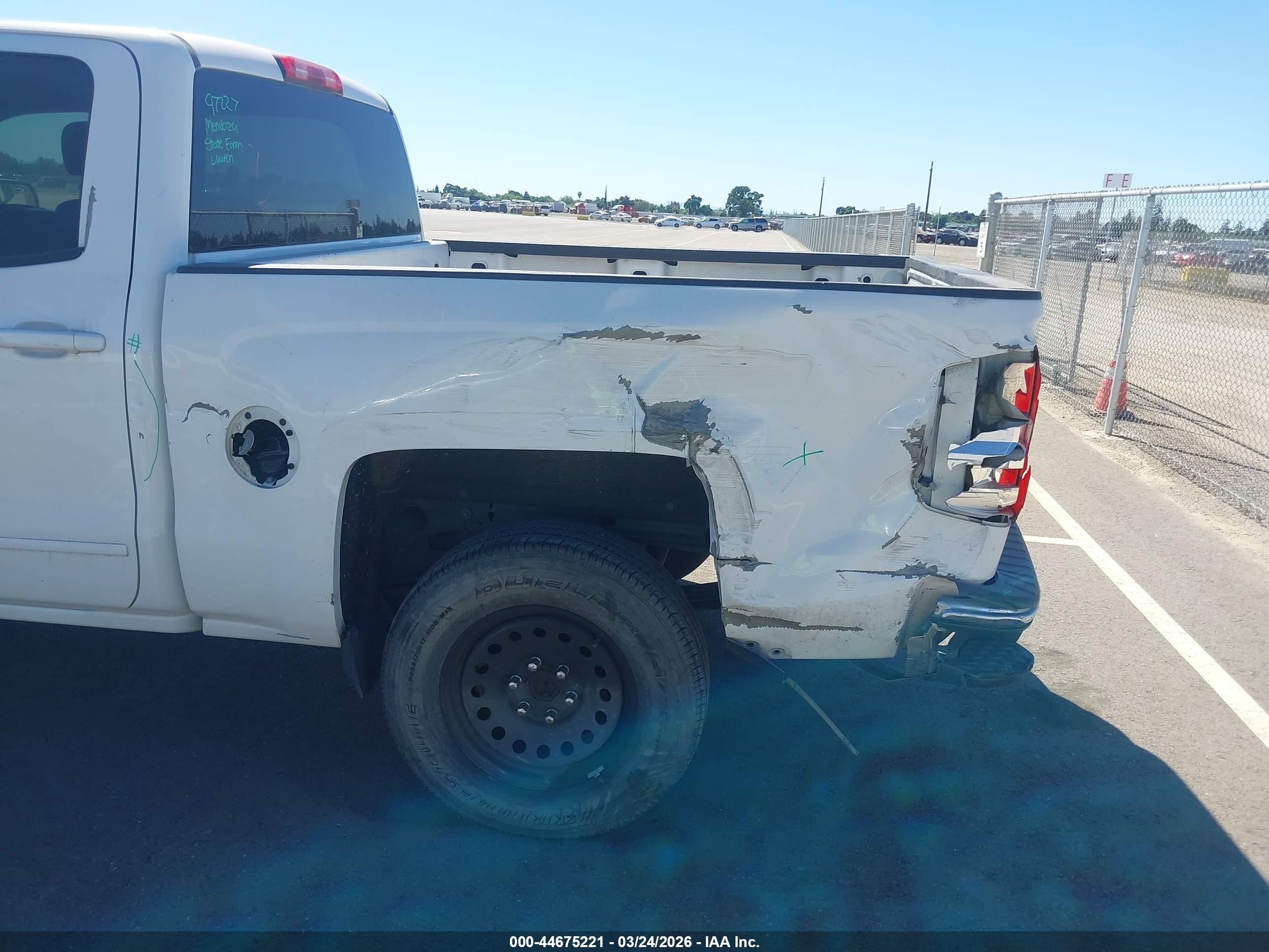 CHEVROLET SILVERADO image 6