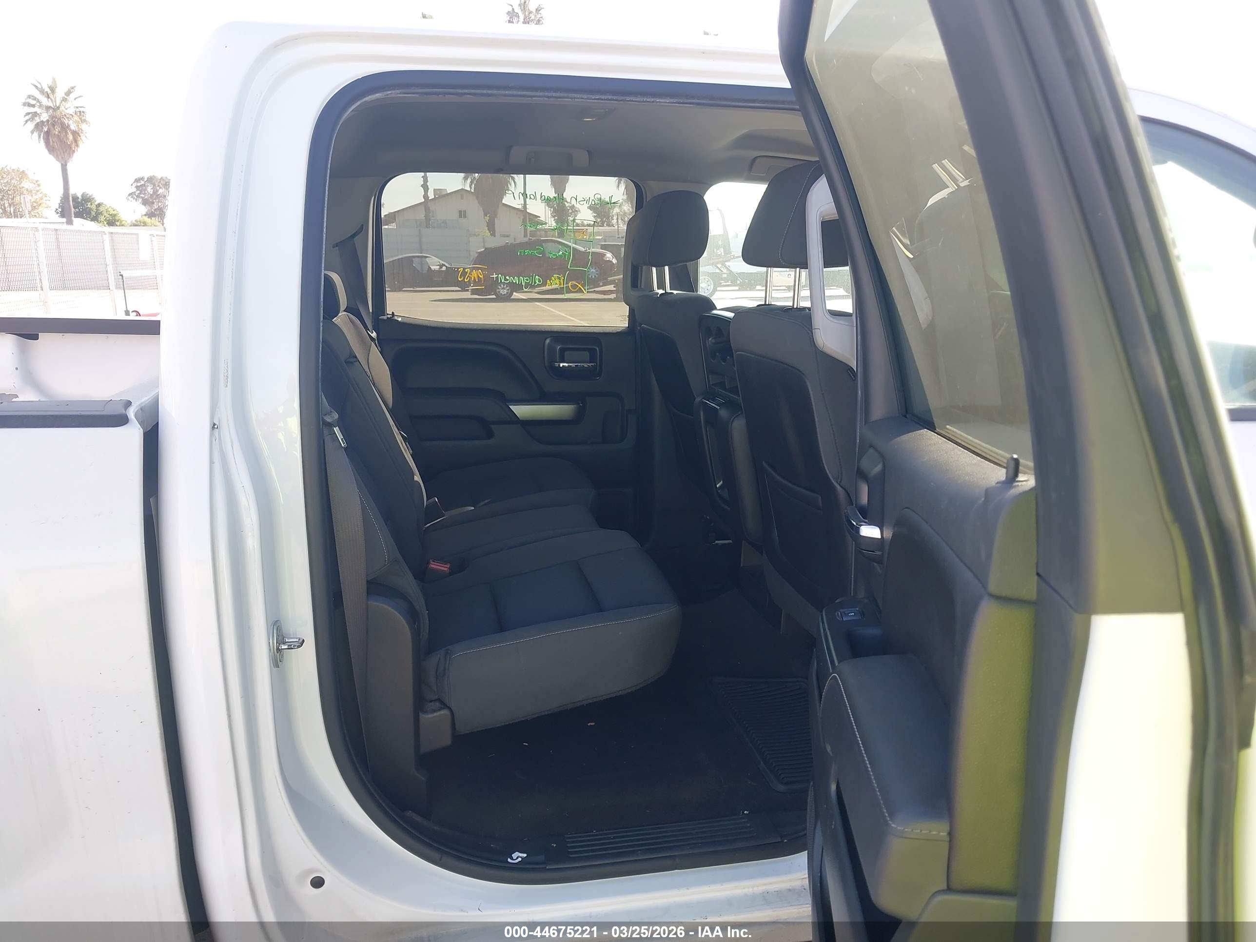 CHEVROLET SILVERADO image 8