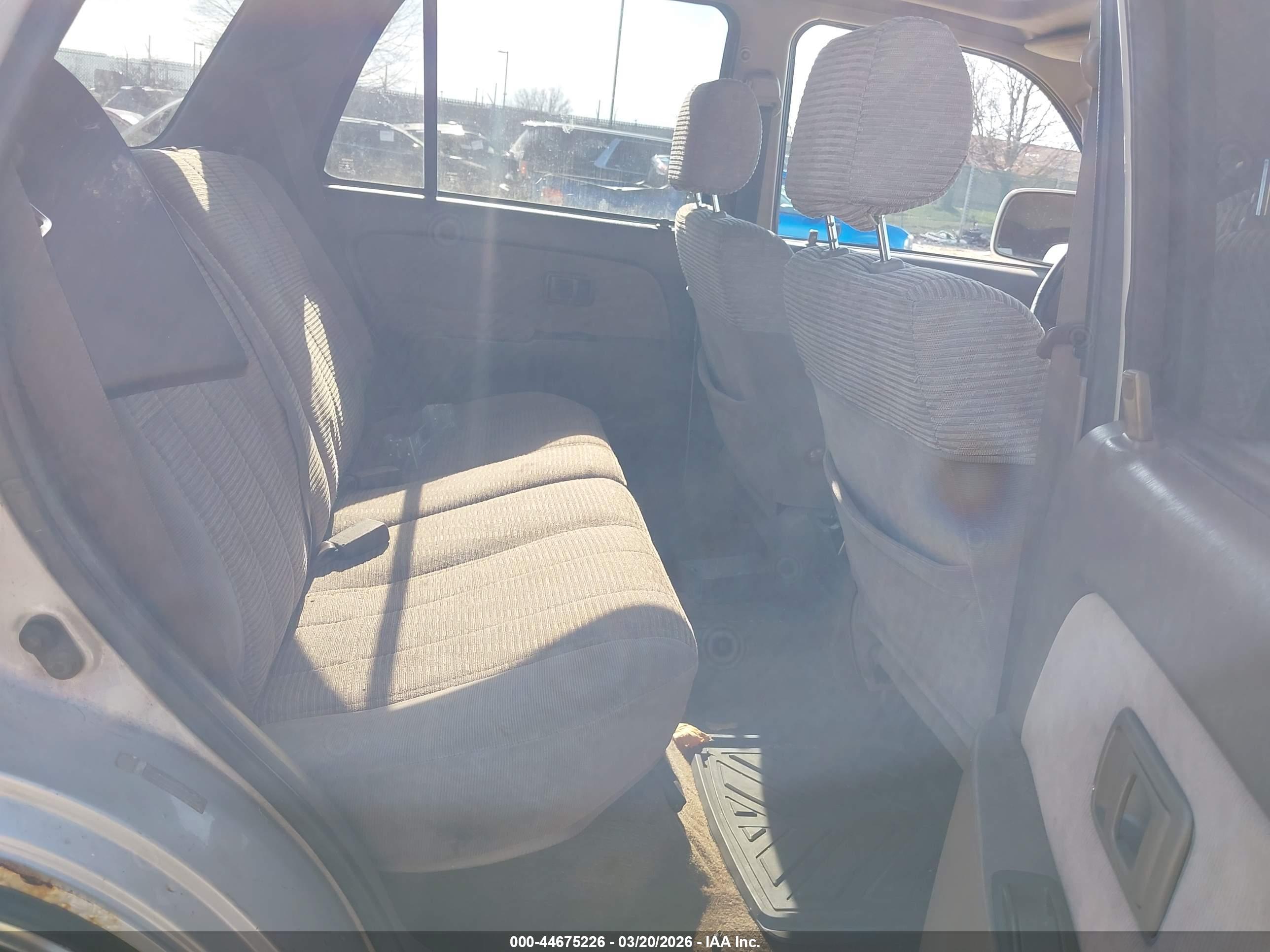TOYOTA 4RUNNER image 8