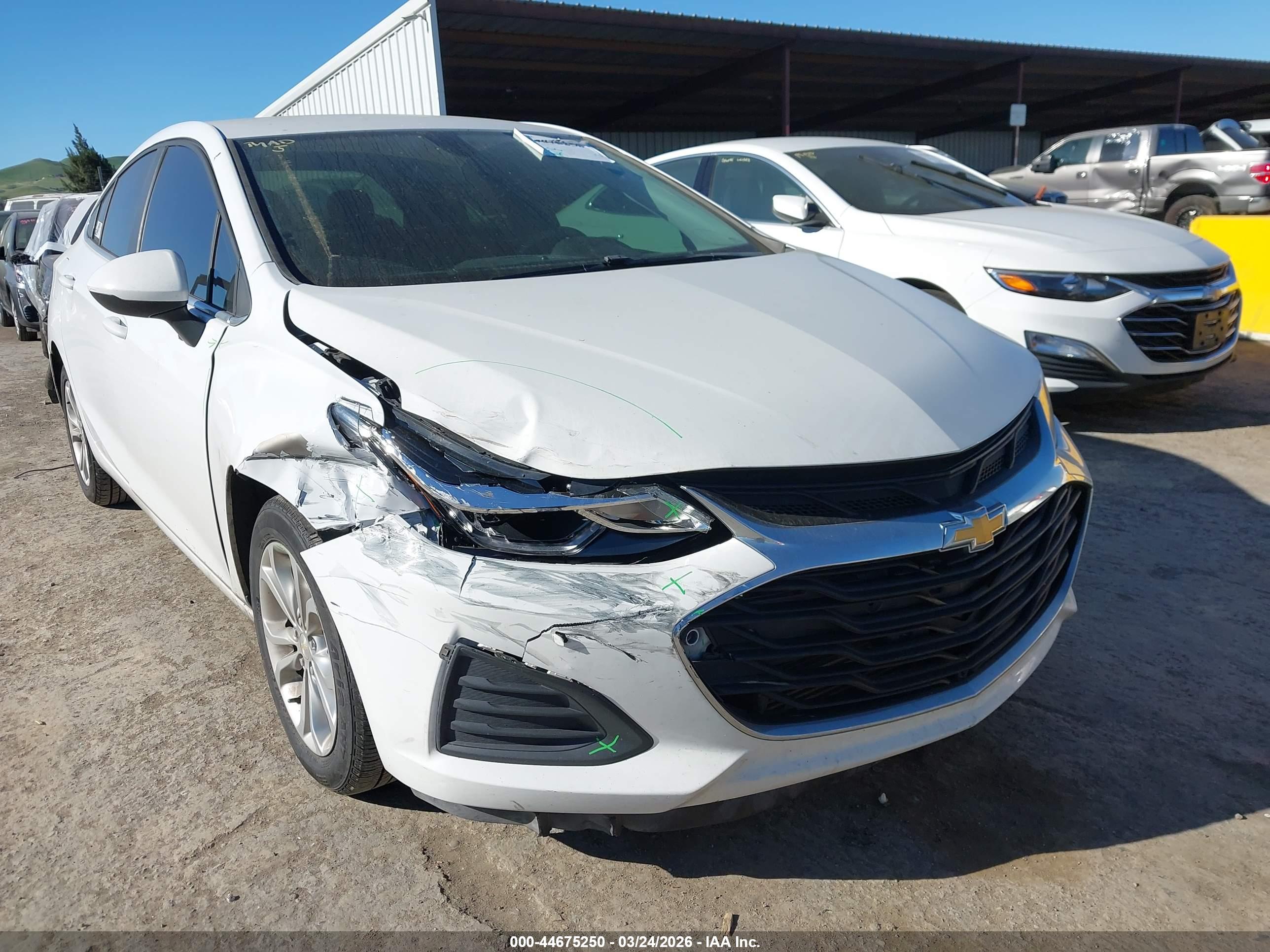 CHEVROLET CRUZE image 6