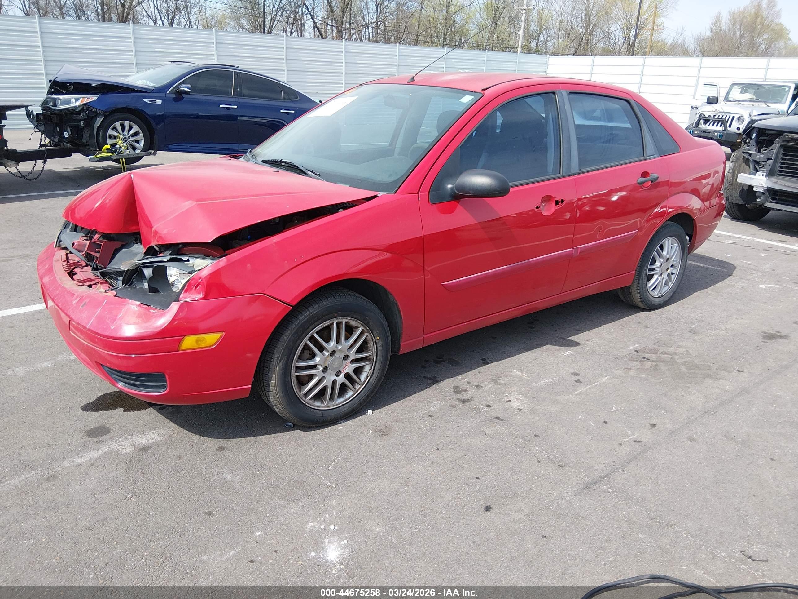 FORD FOCUS image 2