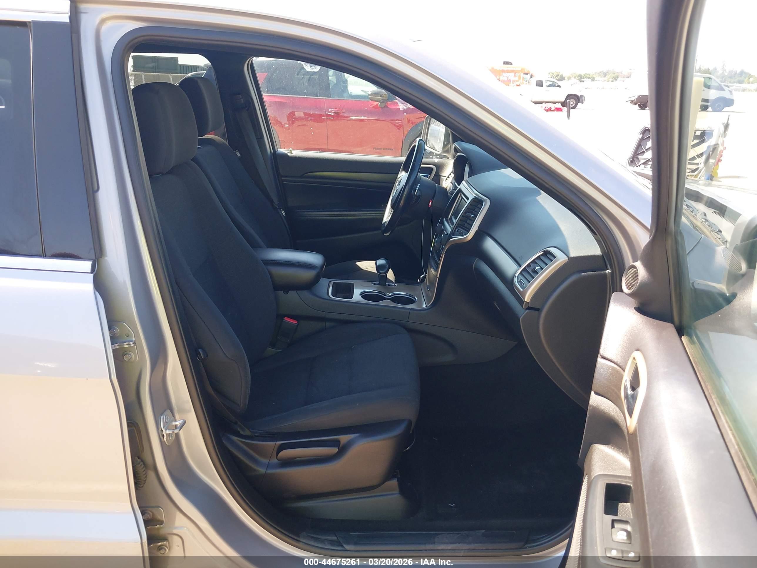 JEEP GRAND image 5