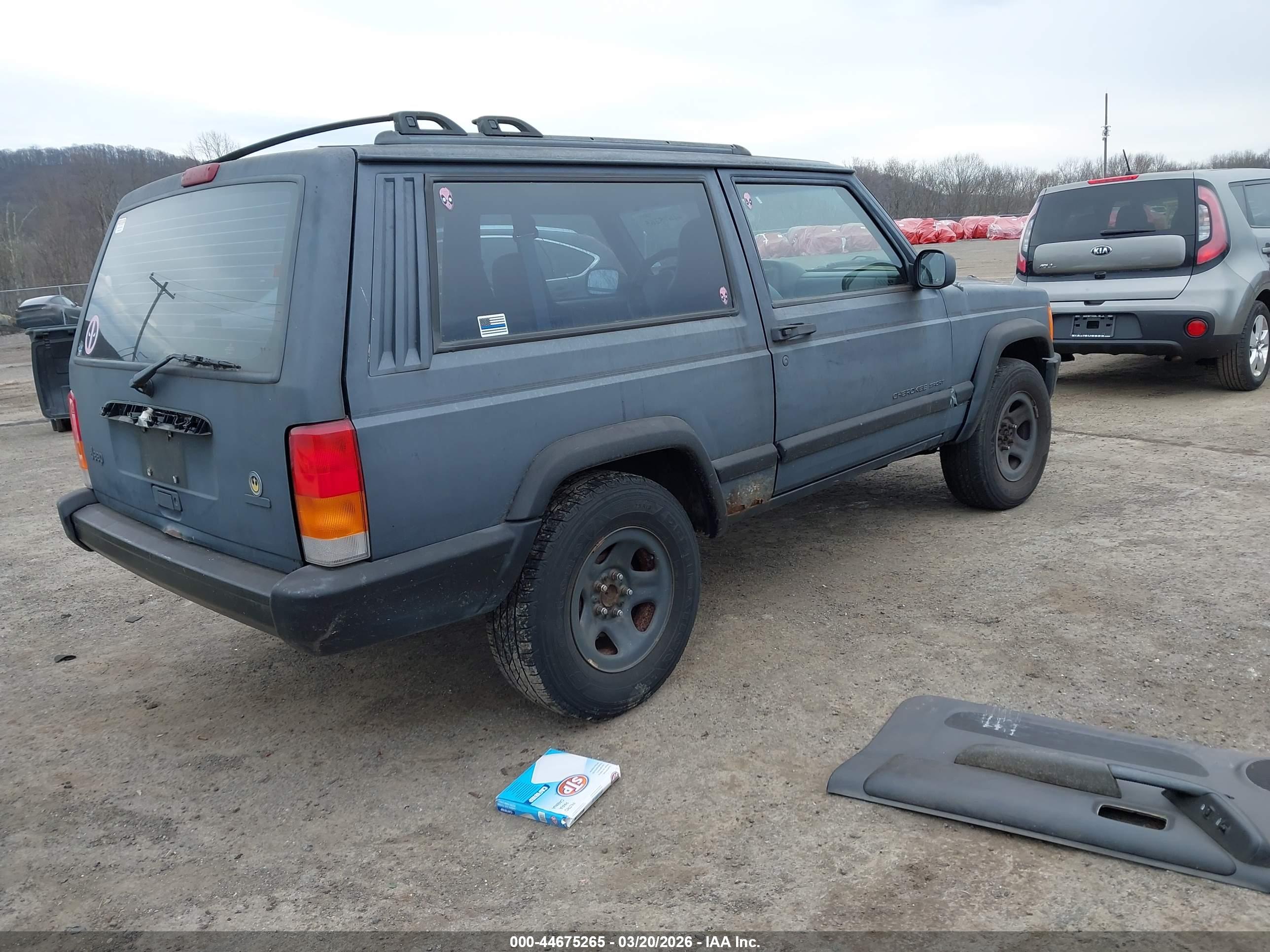 JEEP CHEROKEE image 4