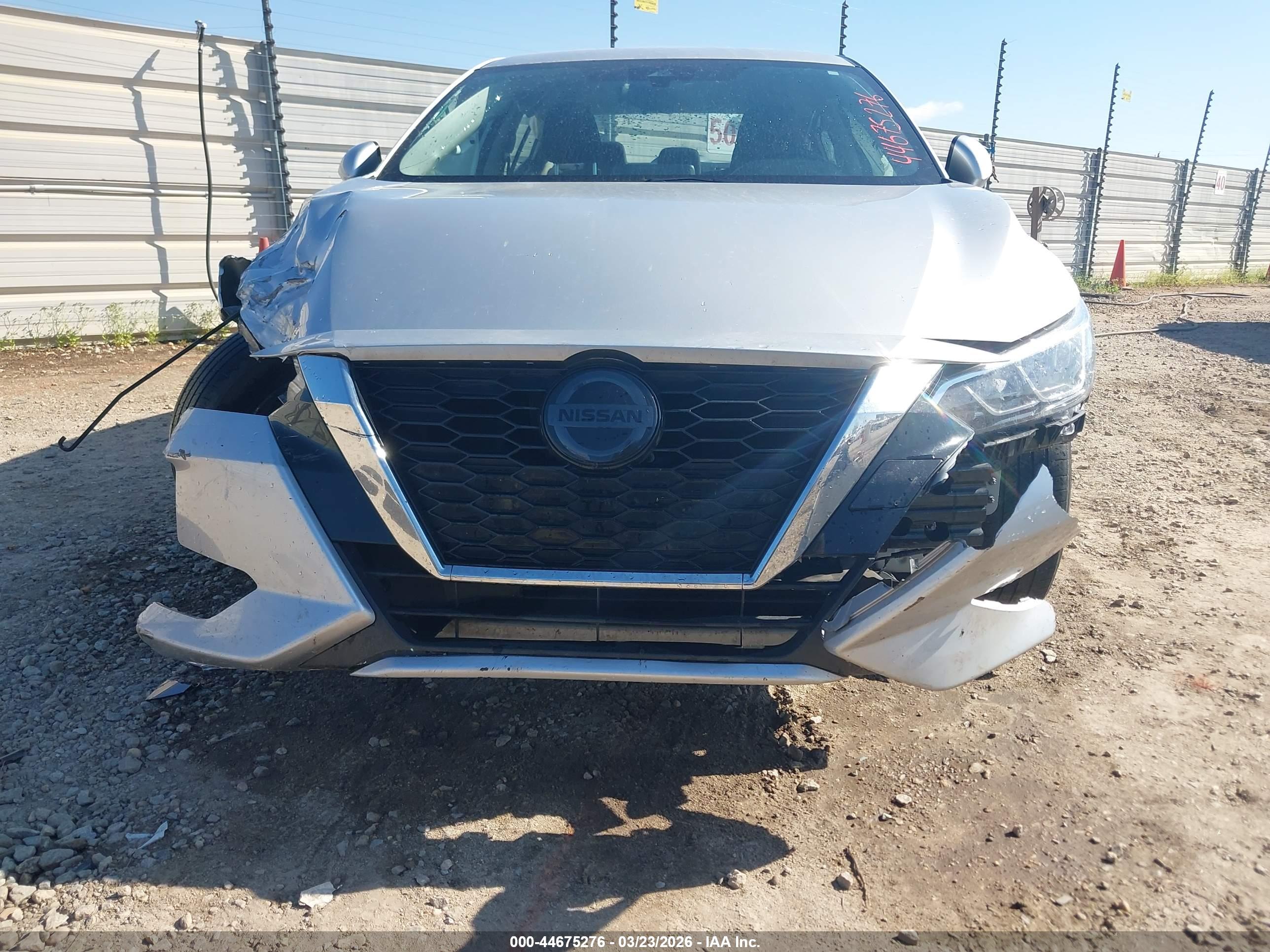 NISSAN SENTRA image 6