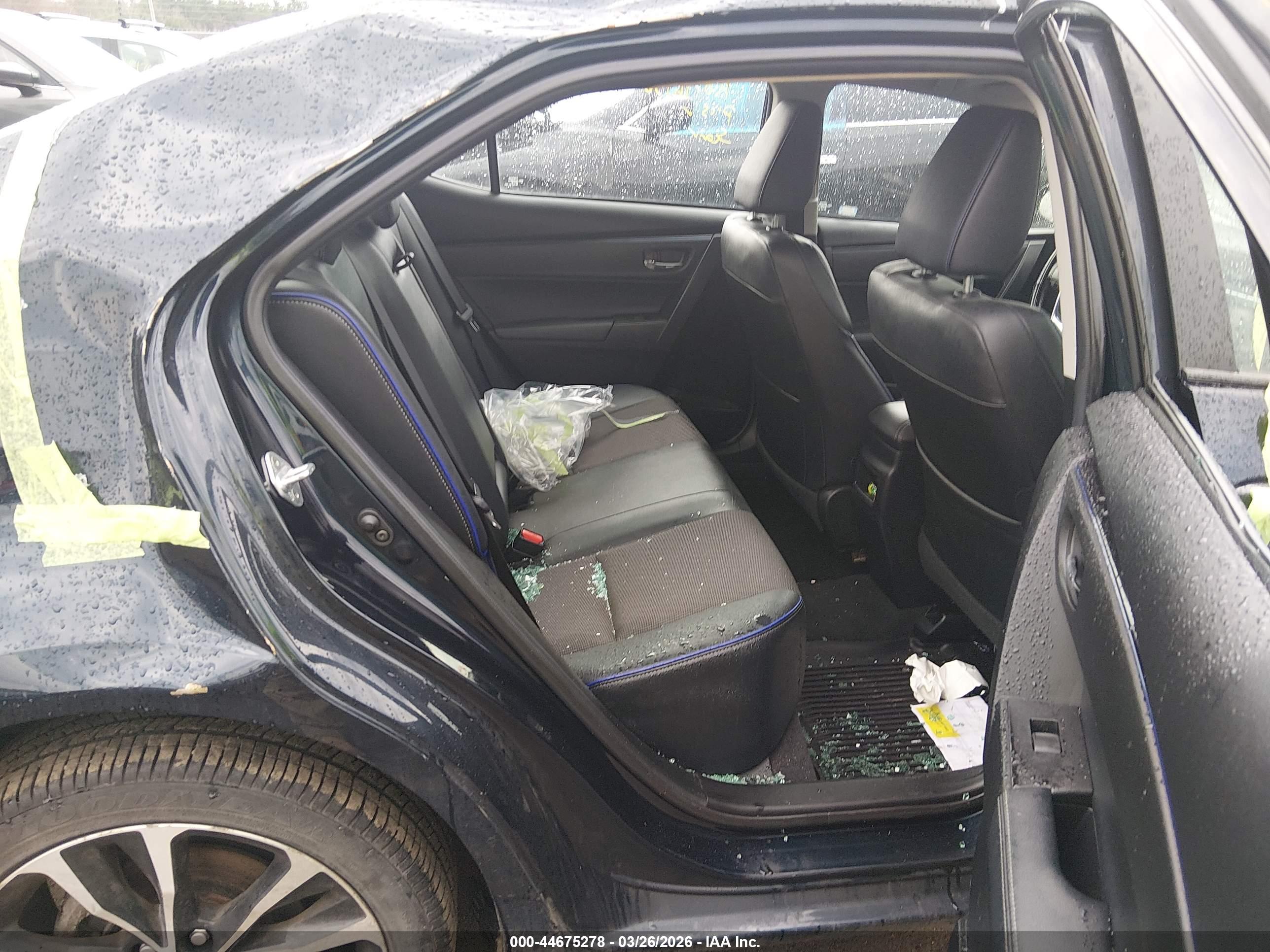 TOYOTA COROLLA image 8