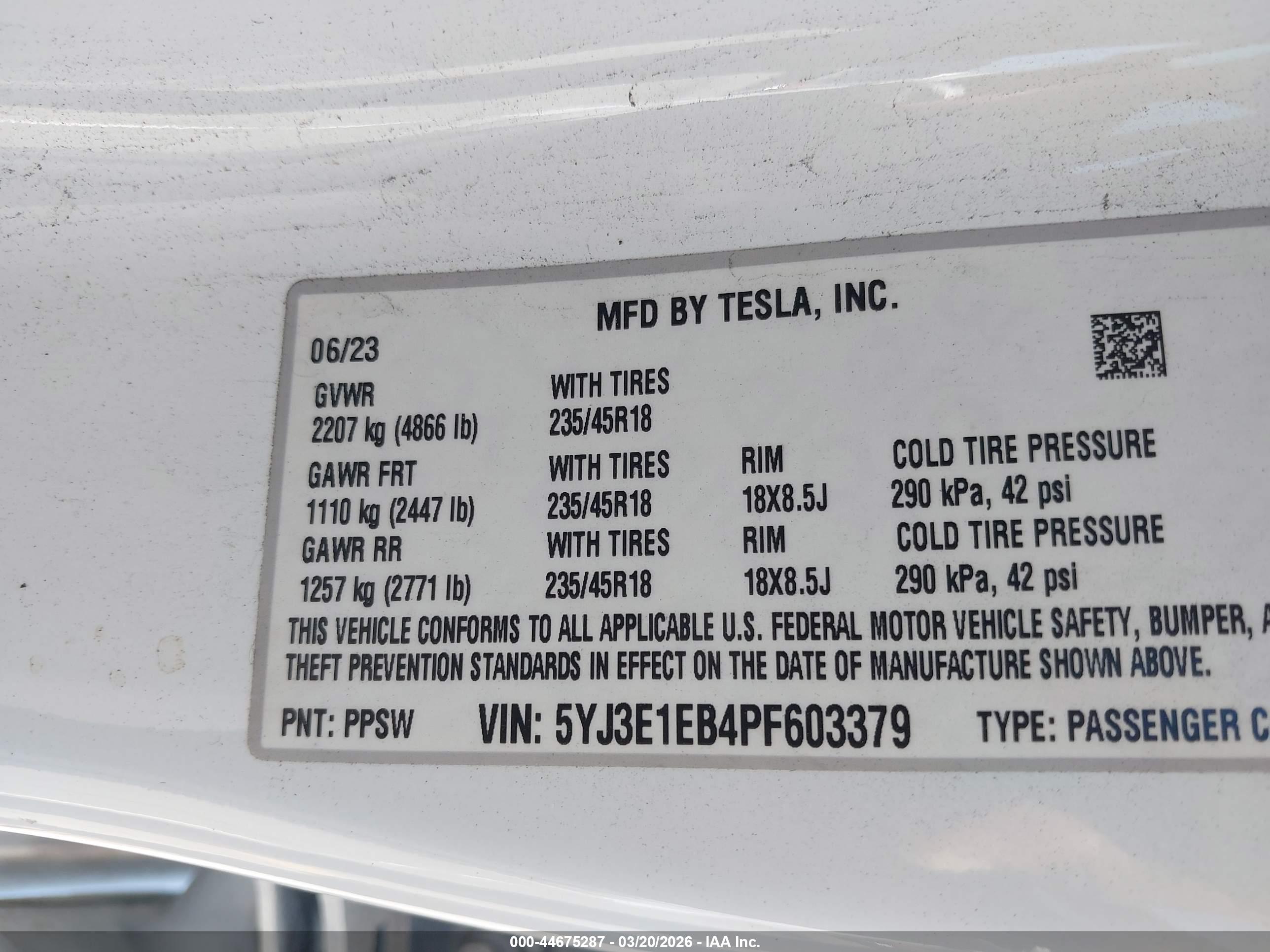 TESLA MODEL image 9