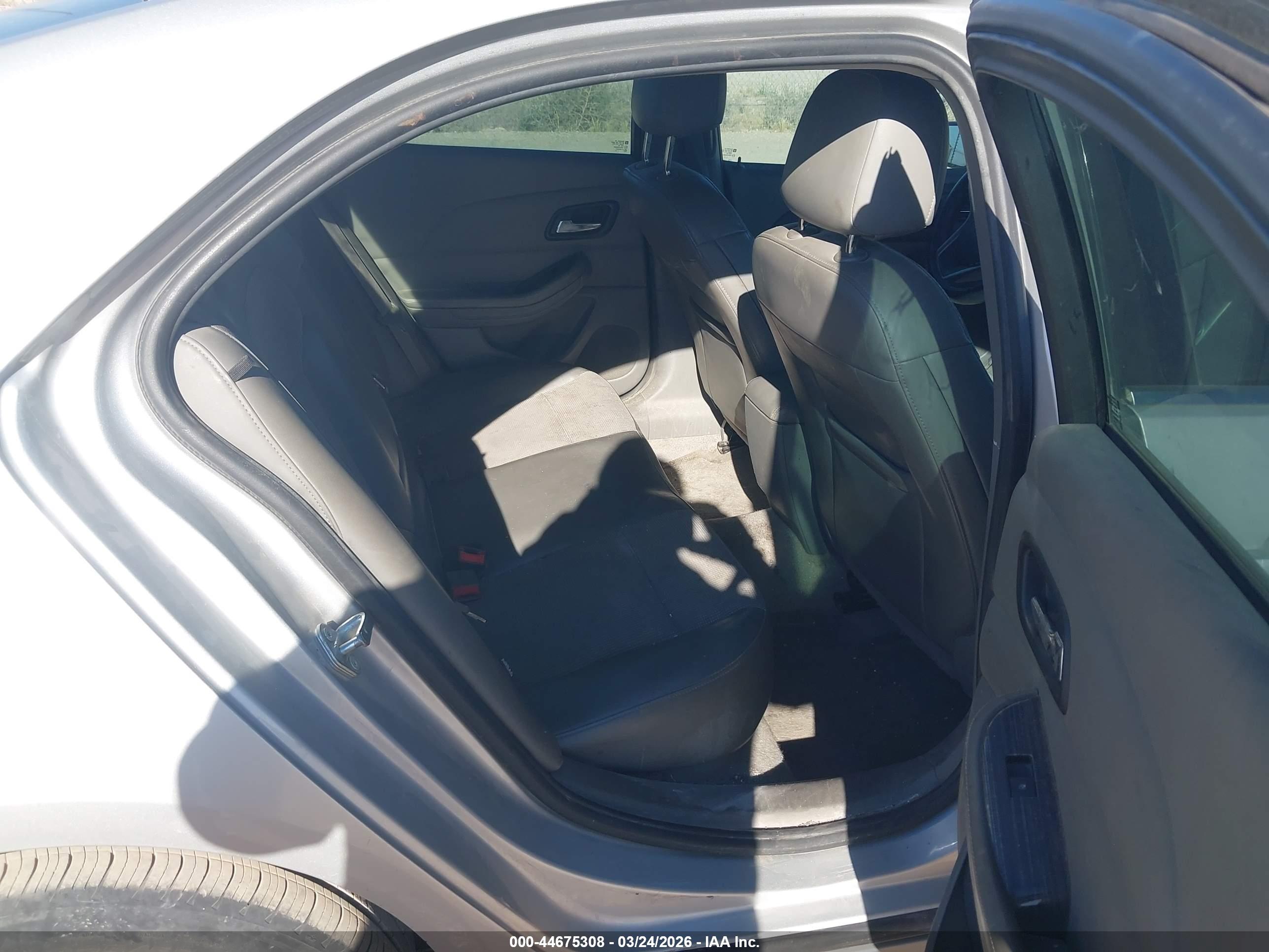 CHEVROLET MALIBU image 8
