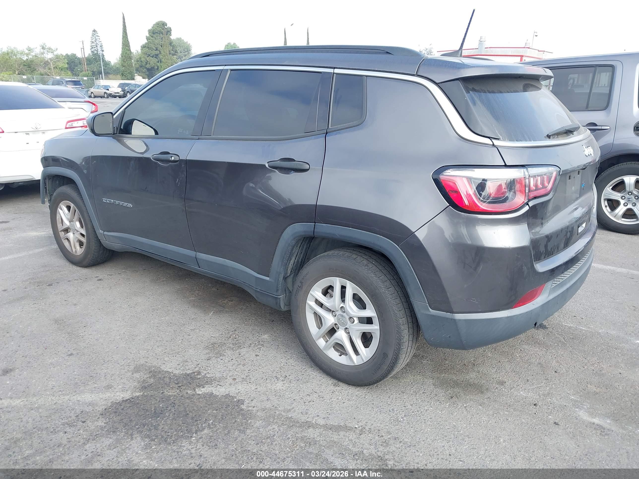 JEEP COMPASS image 3