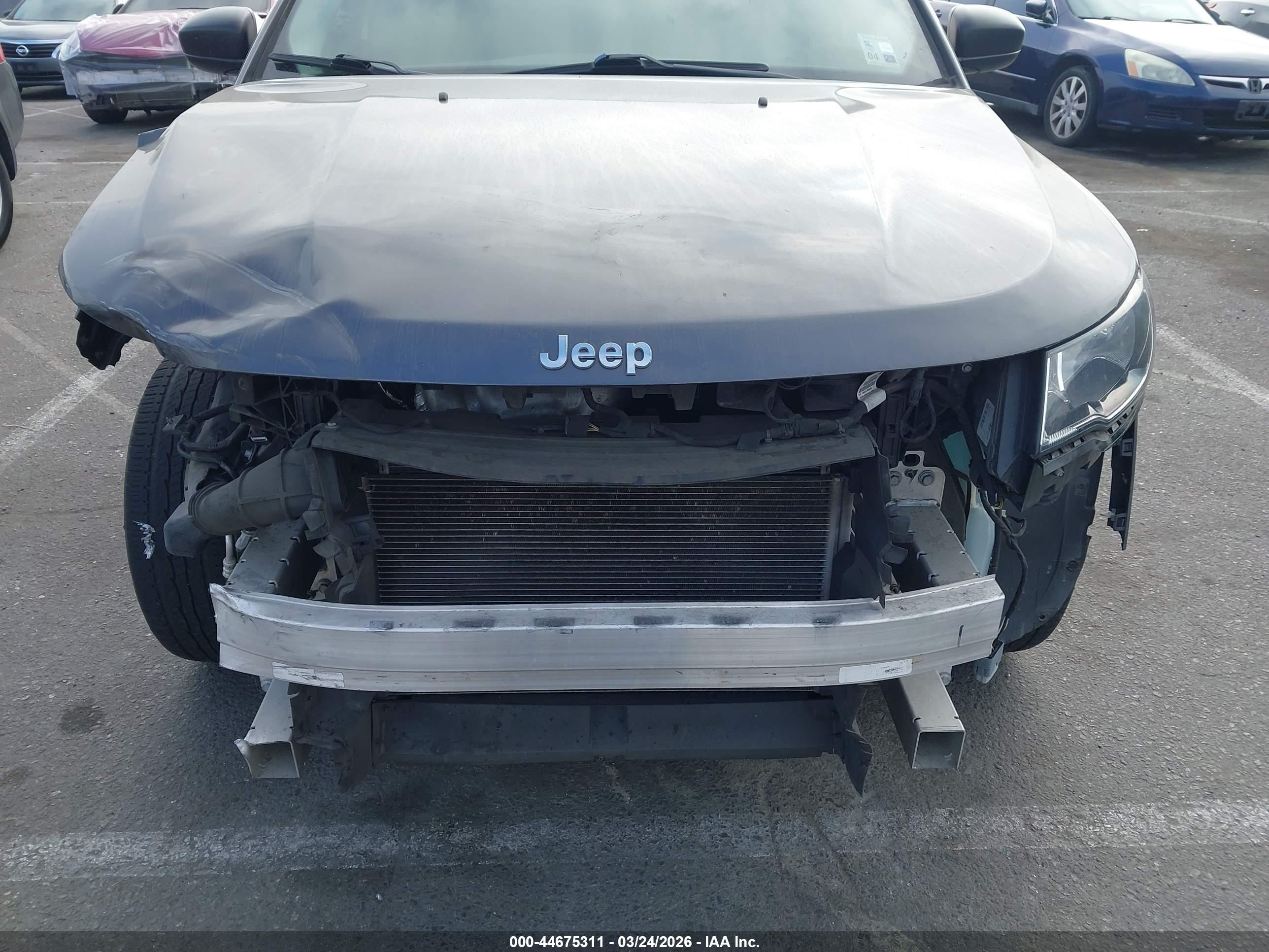 JEEP COMPASS image 6