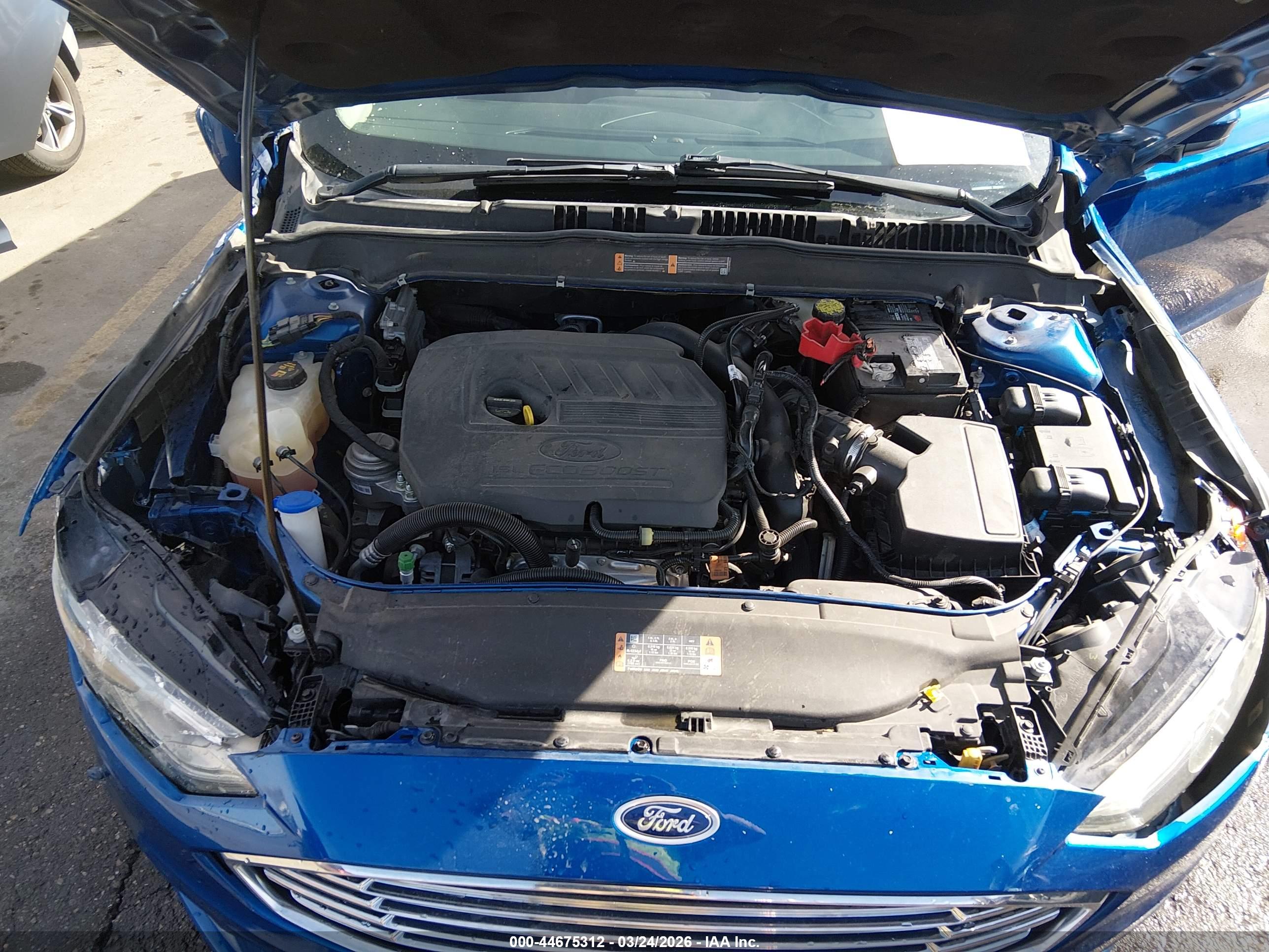 FORD FUSION image 10