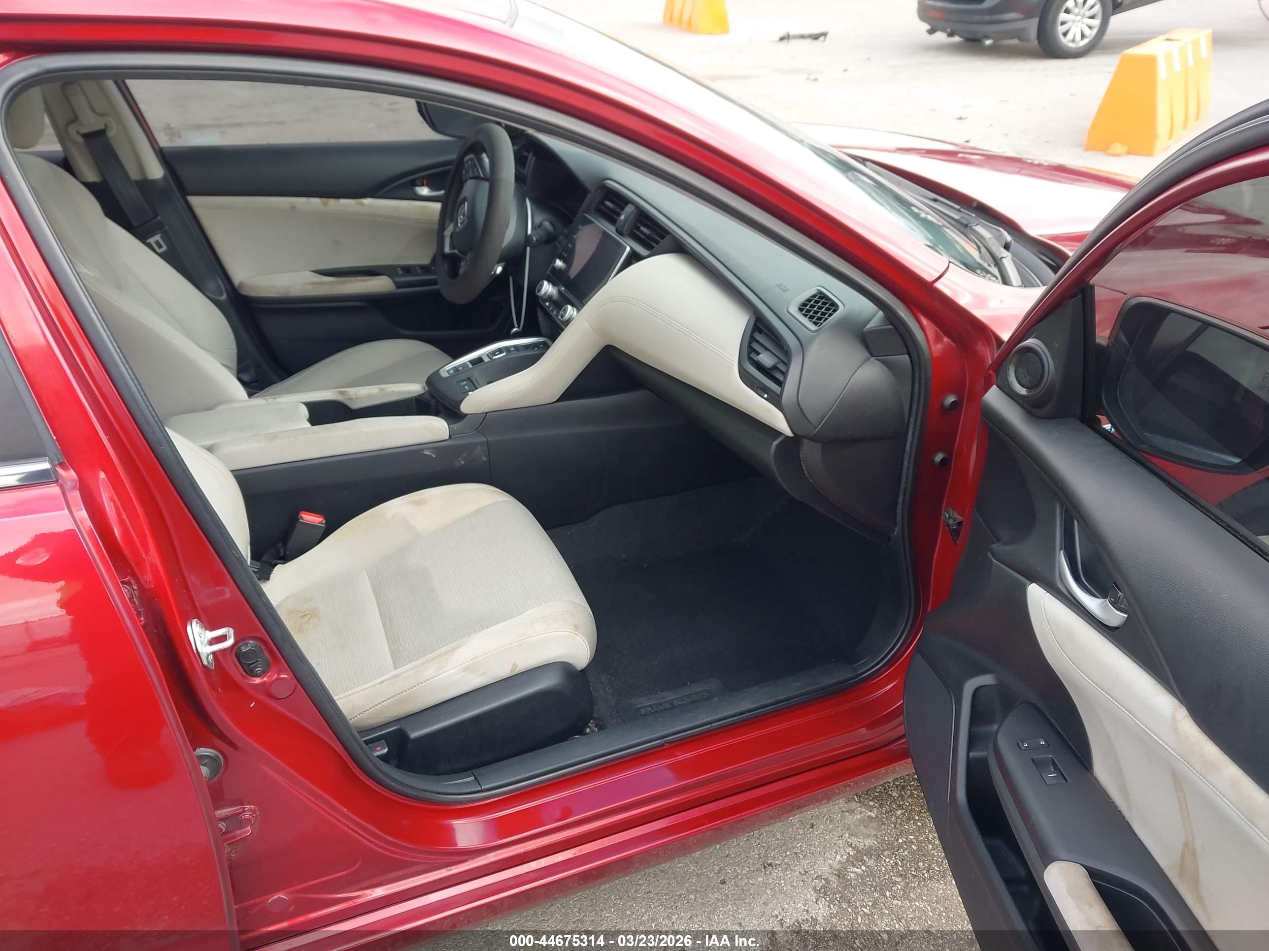 HONDA INSIGHT image 5