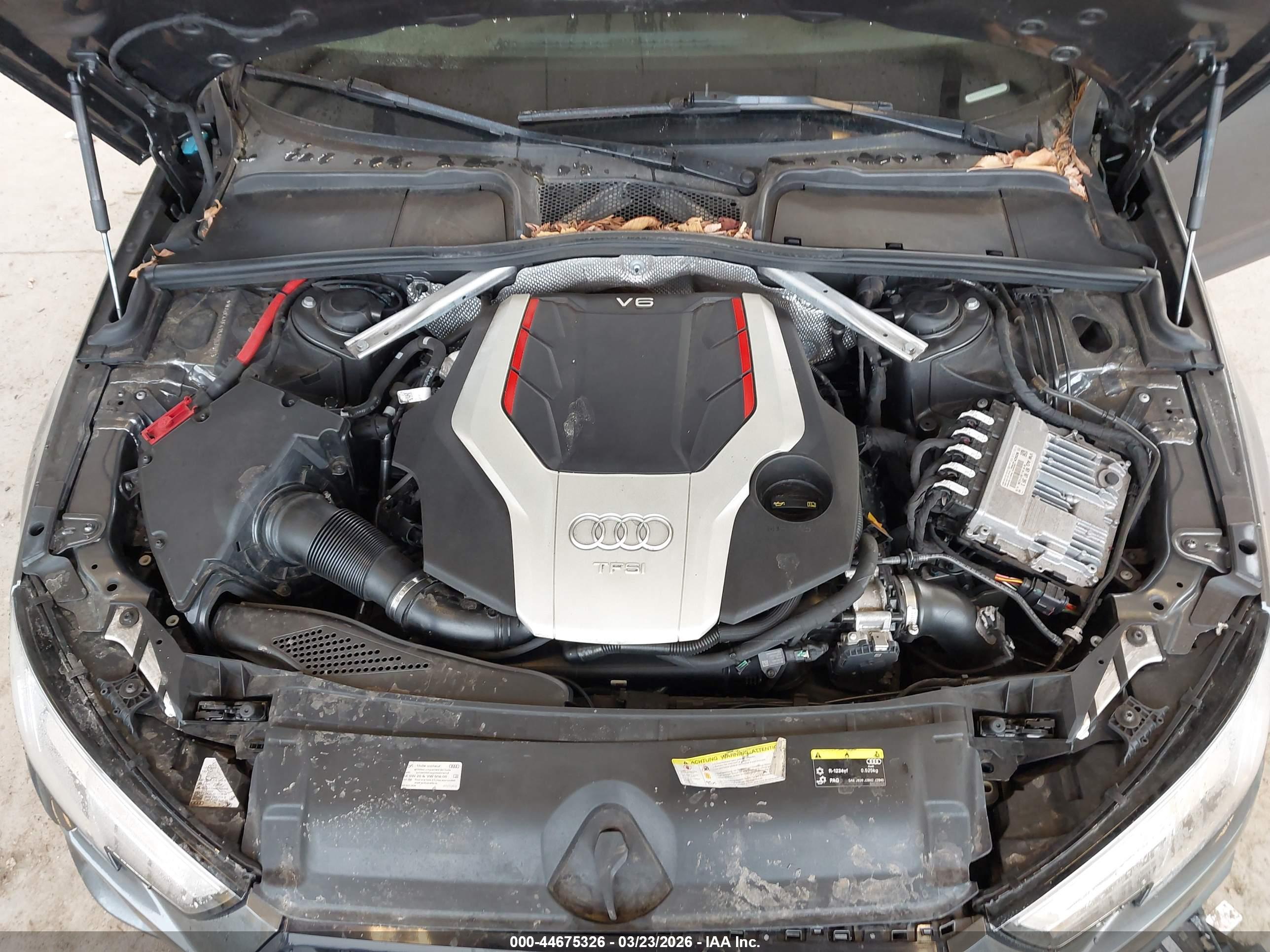 AUDI S4 image 10