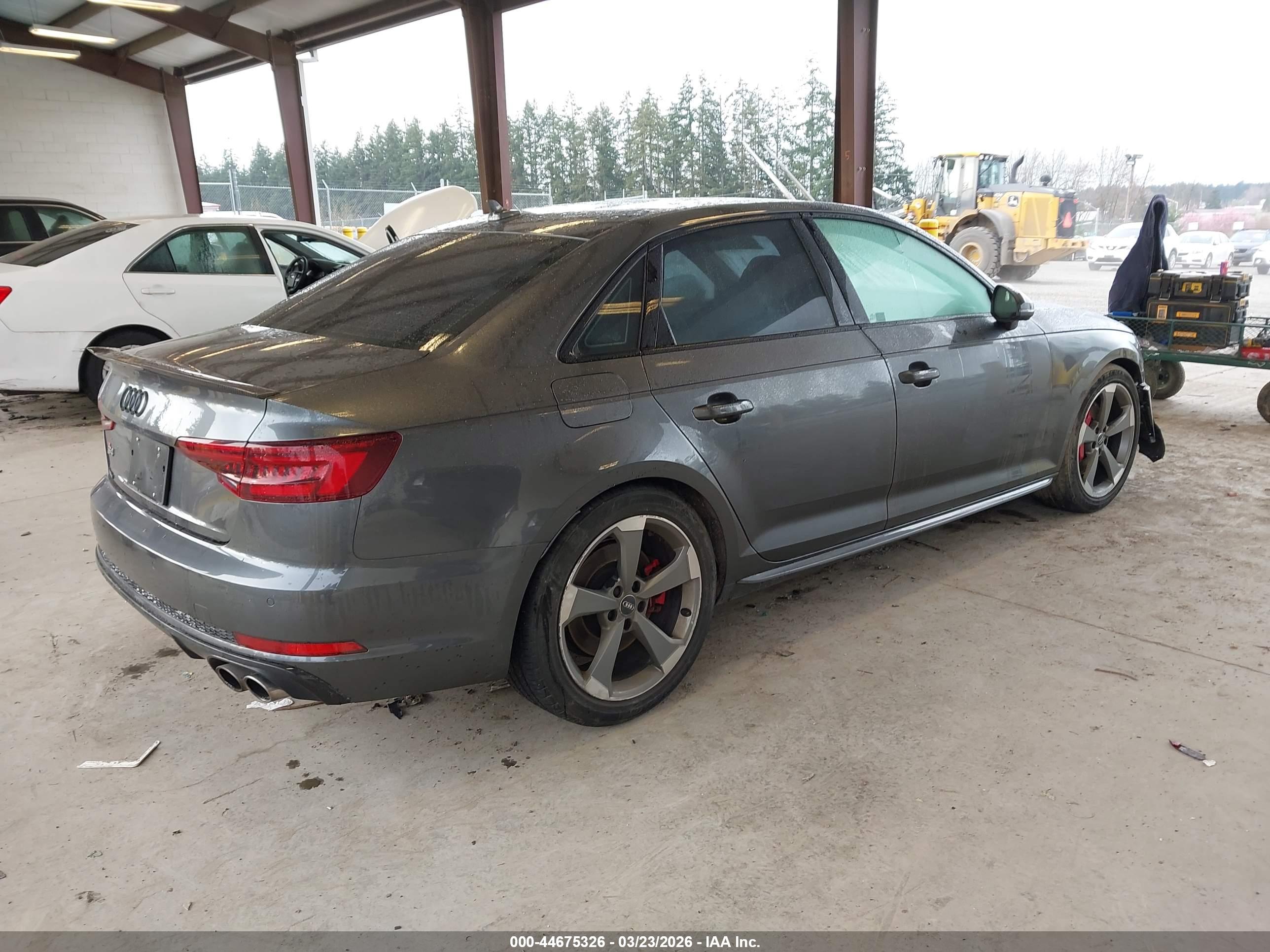 AUDI S4 image 4