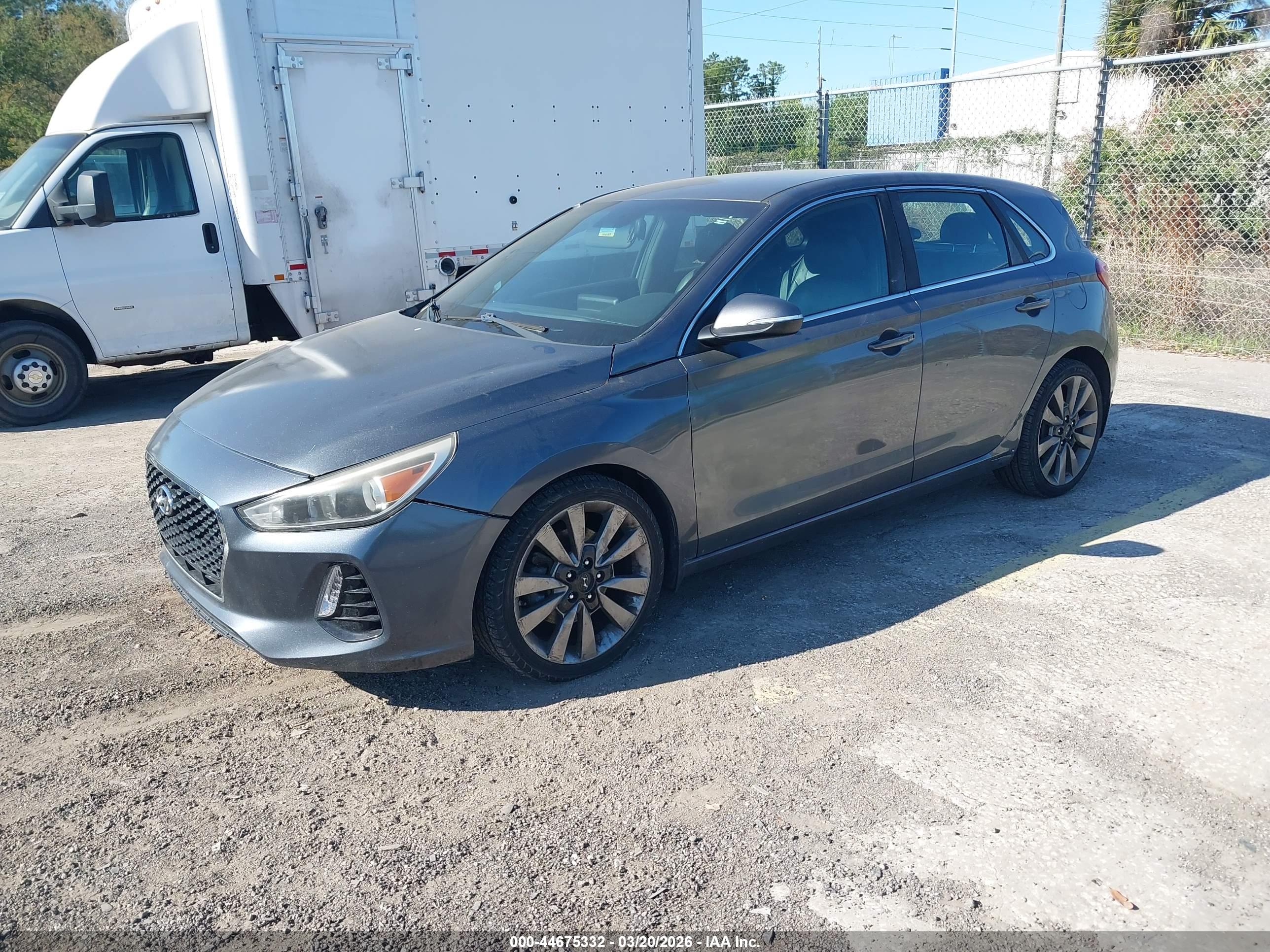 HYUNDAI ELANTRA image 2