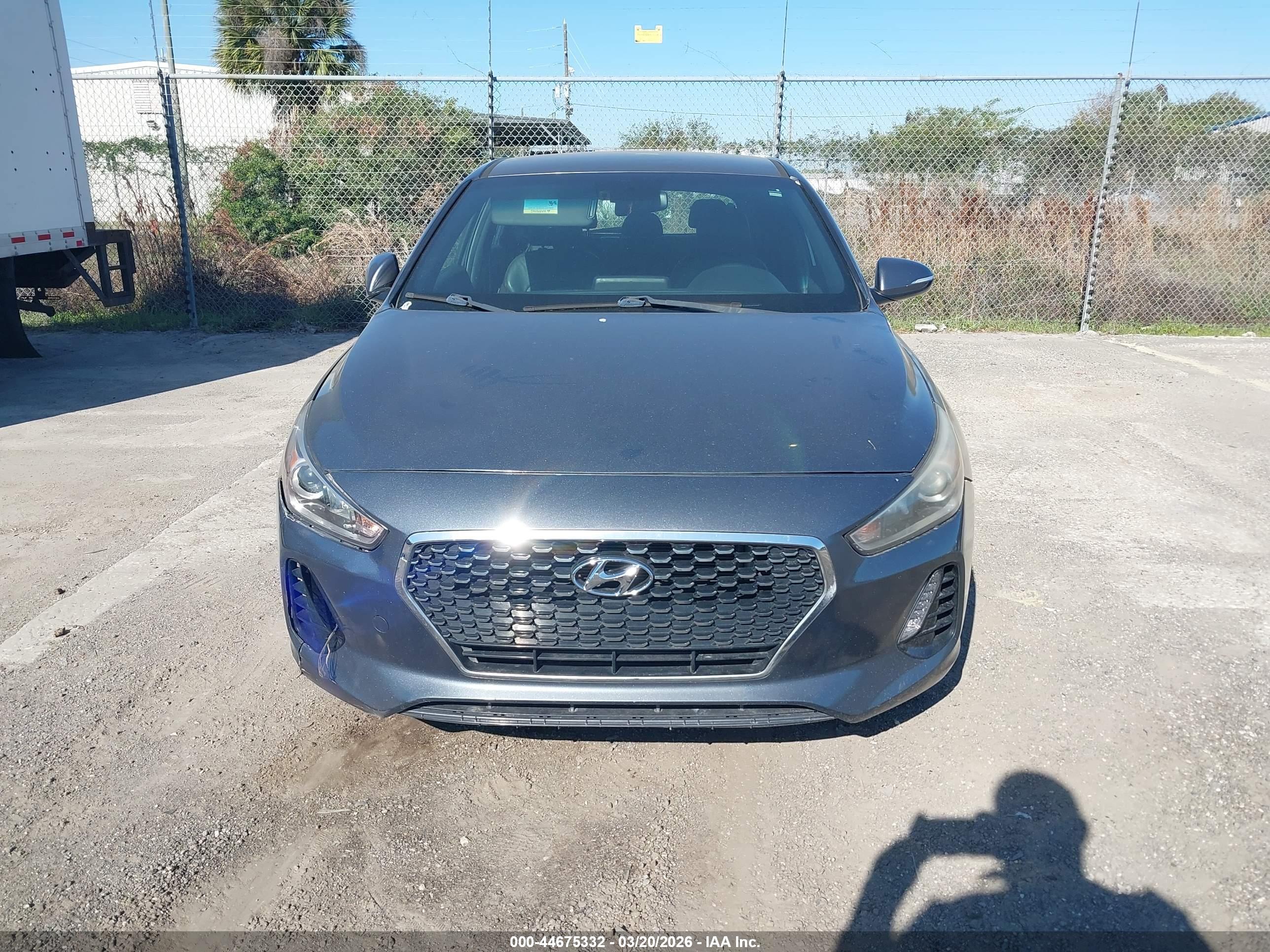 HYUNDAI ELANTRA image 6
