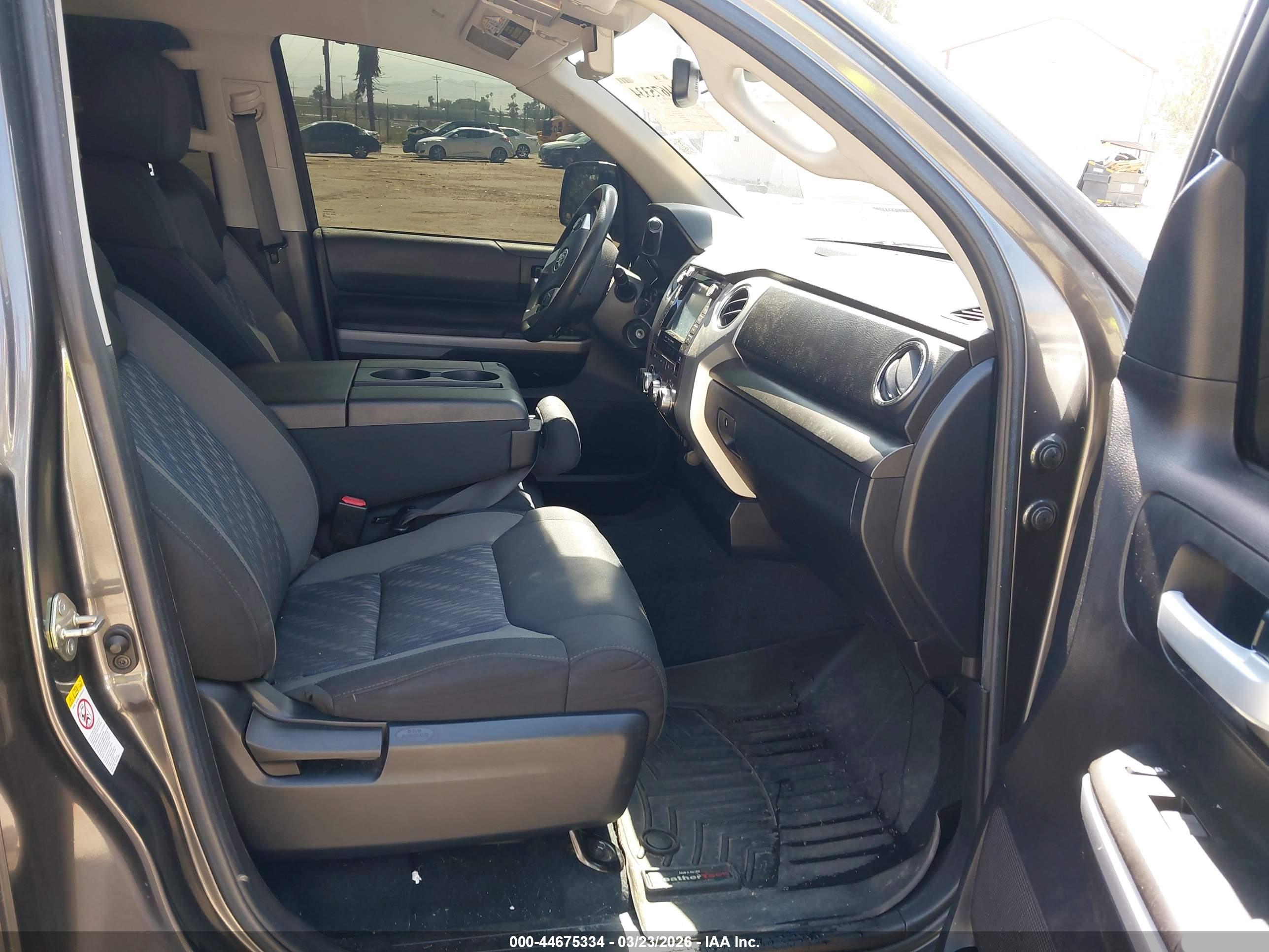 TOYOTA TUNDRA image 5
