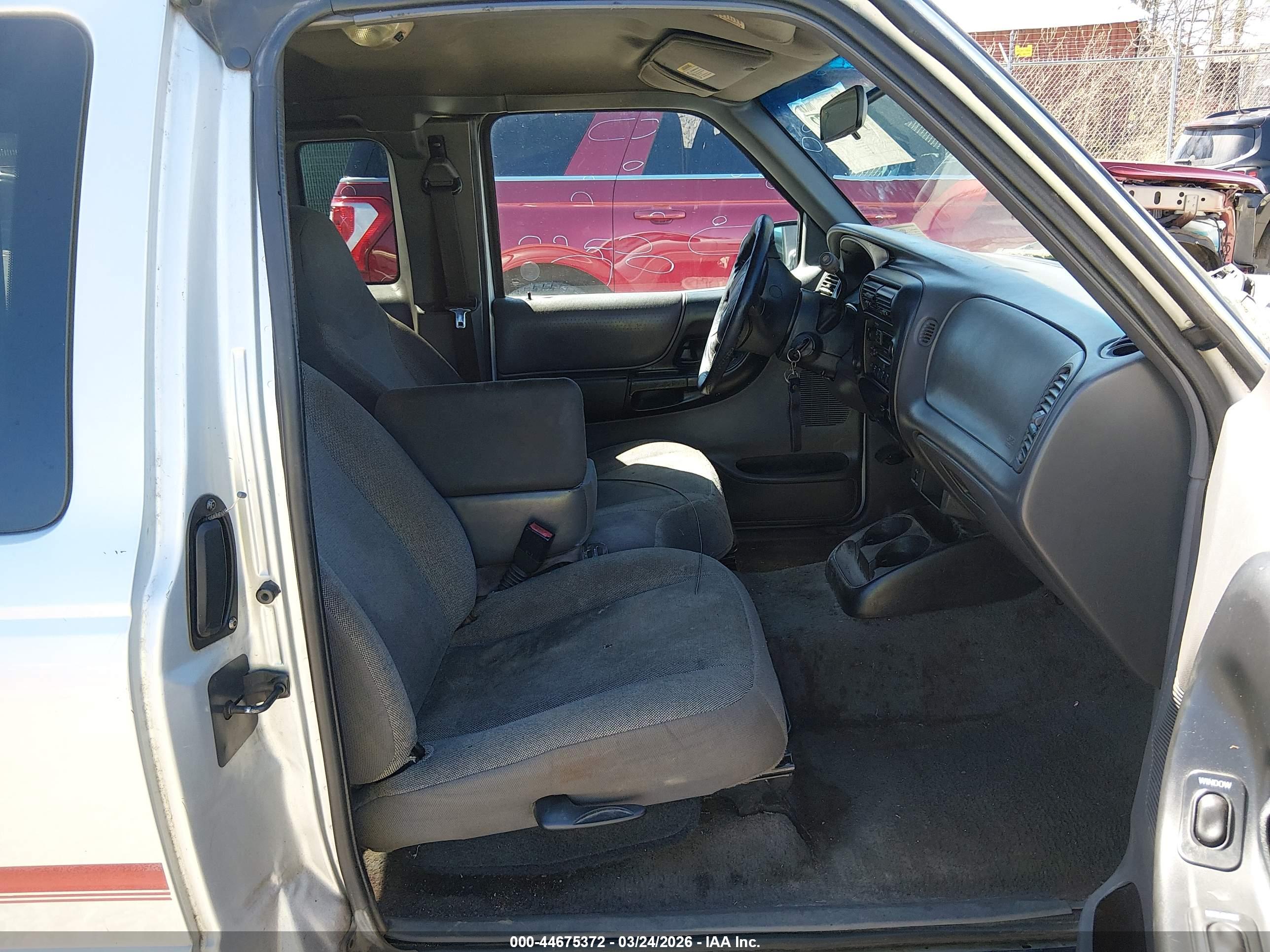 FORD RANGER image 5