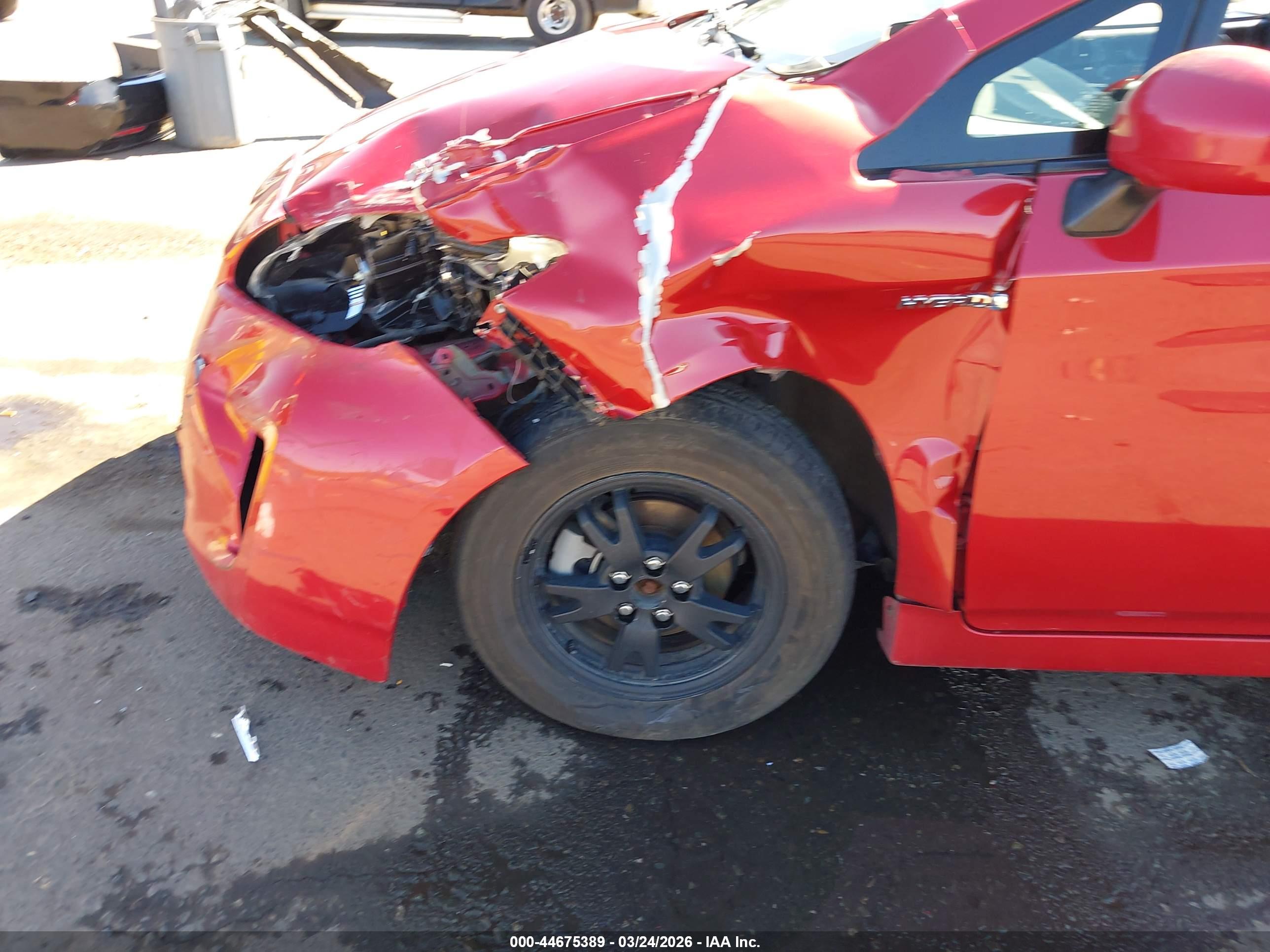 TOYOTA PRIUS image 6