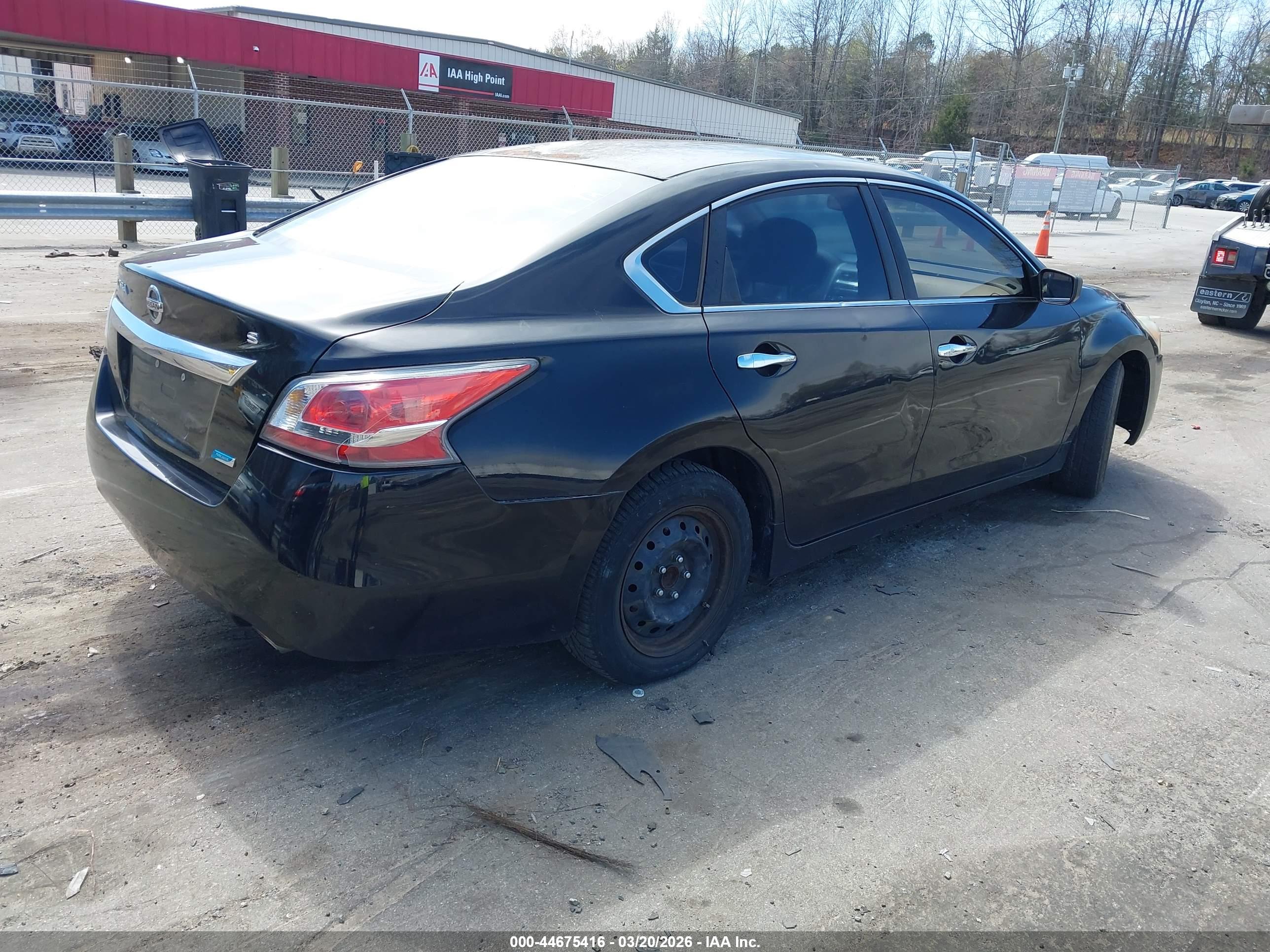 NISSAN ALTIMA image 4