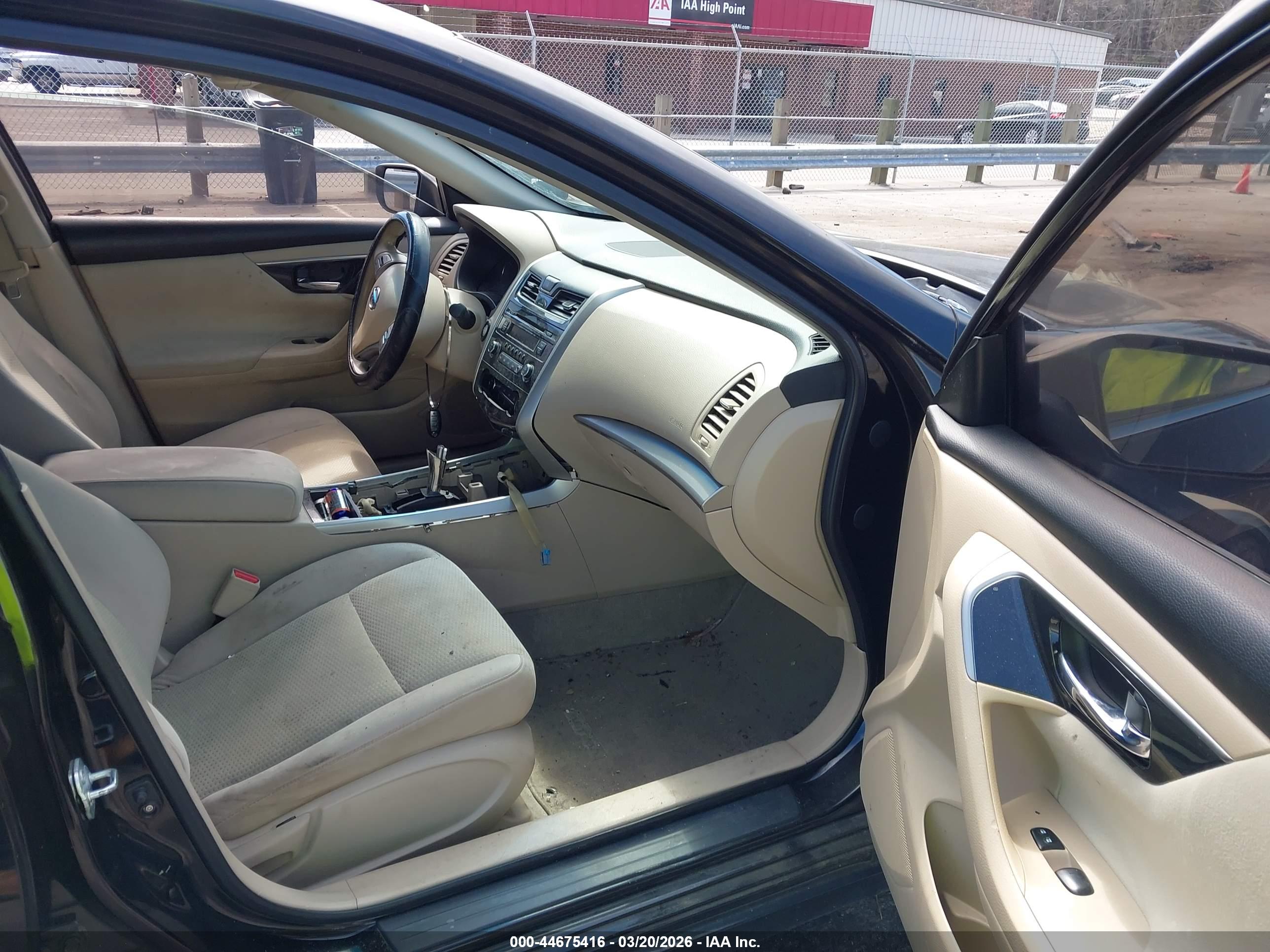 NISSAN ALTIMA image 5