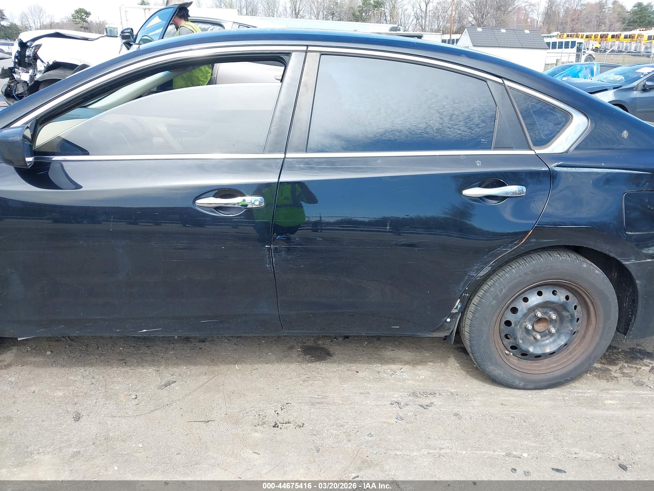 NISSAN ALTIMA image 6
