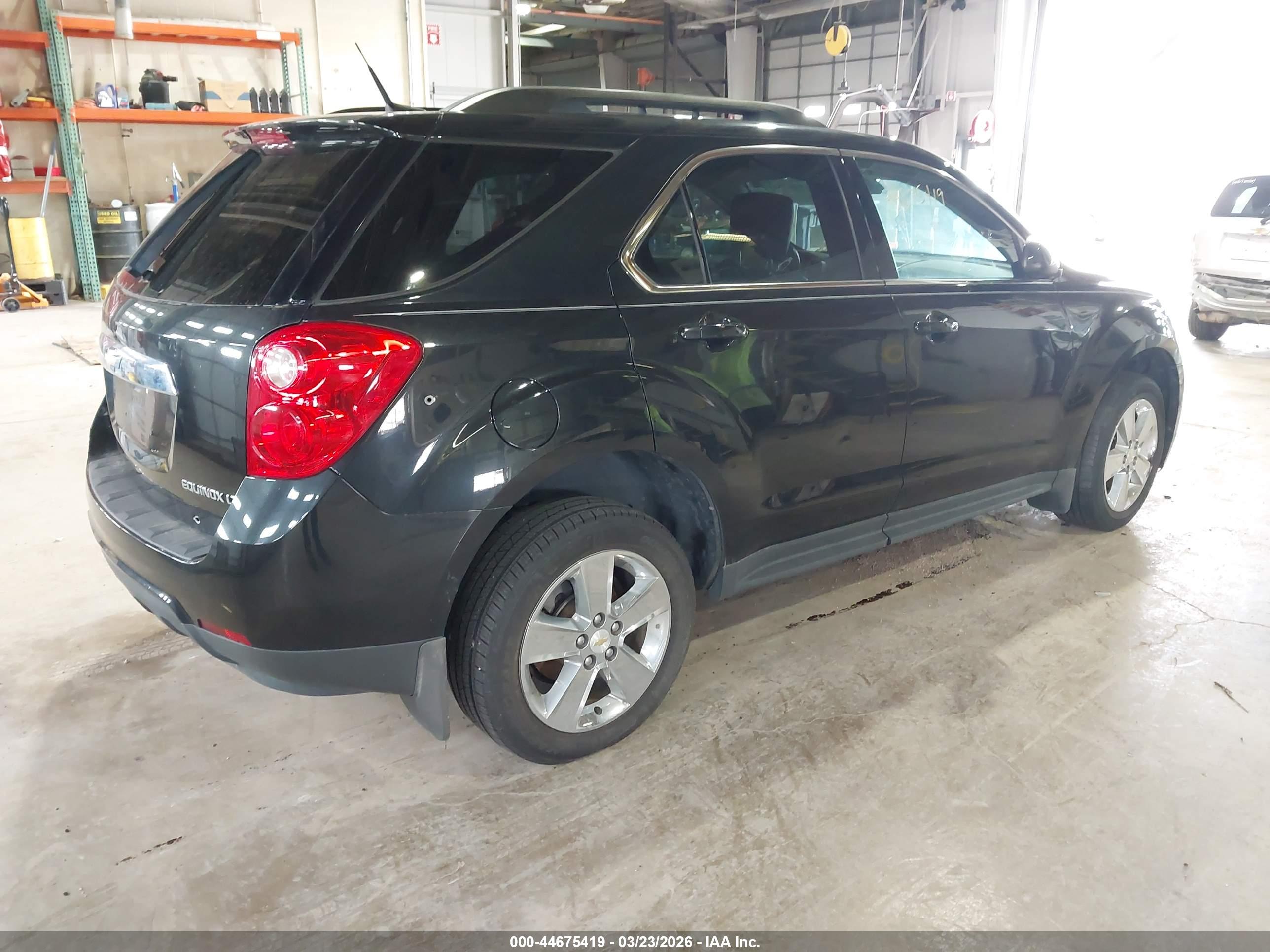 CHEVROLET EQUINOX image 4