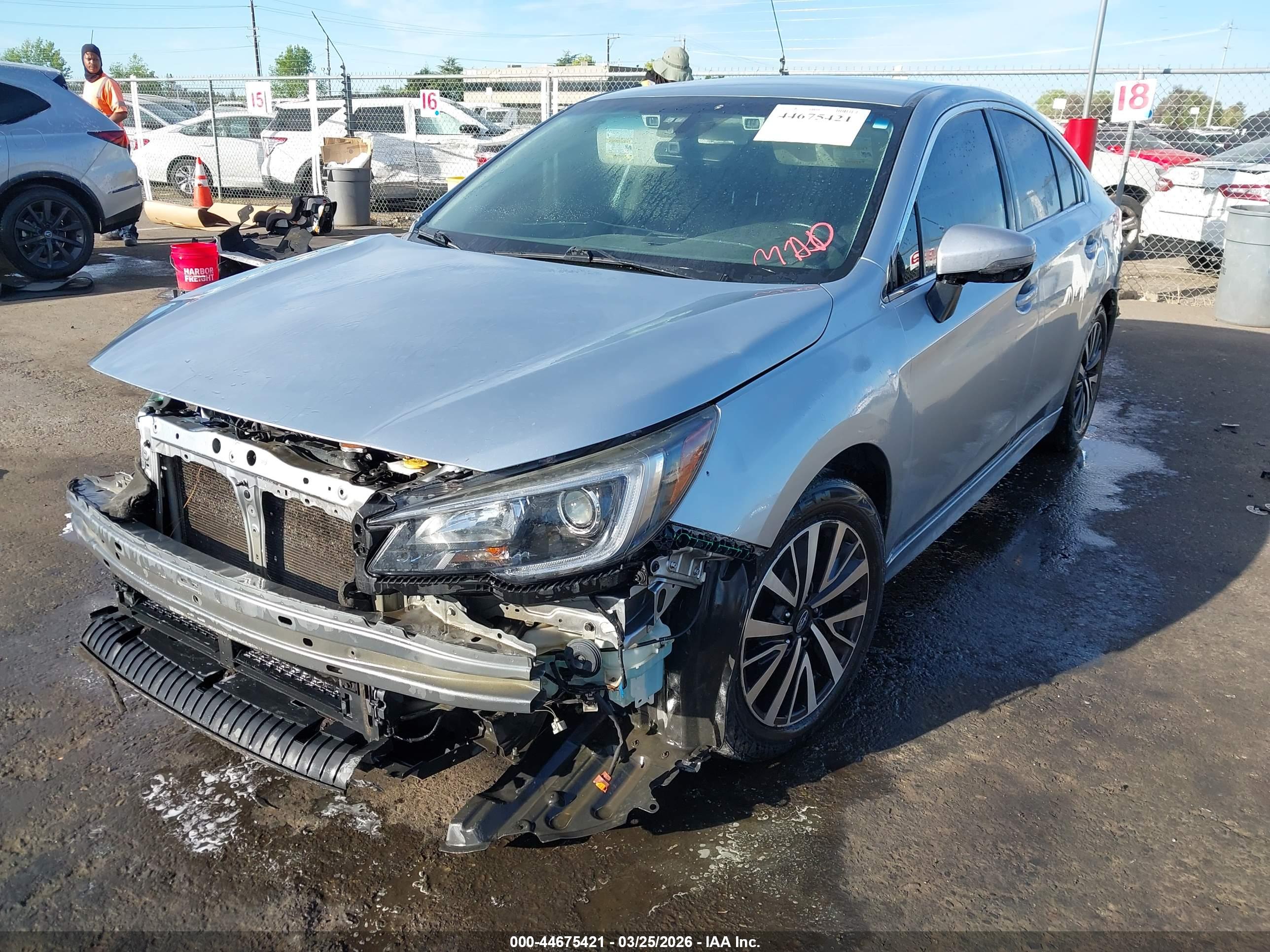 SUBARU LEGACY image 6