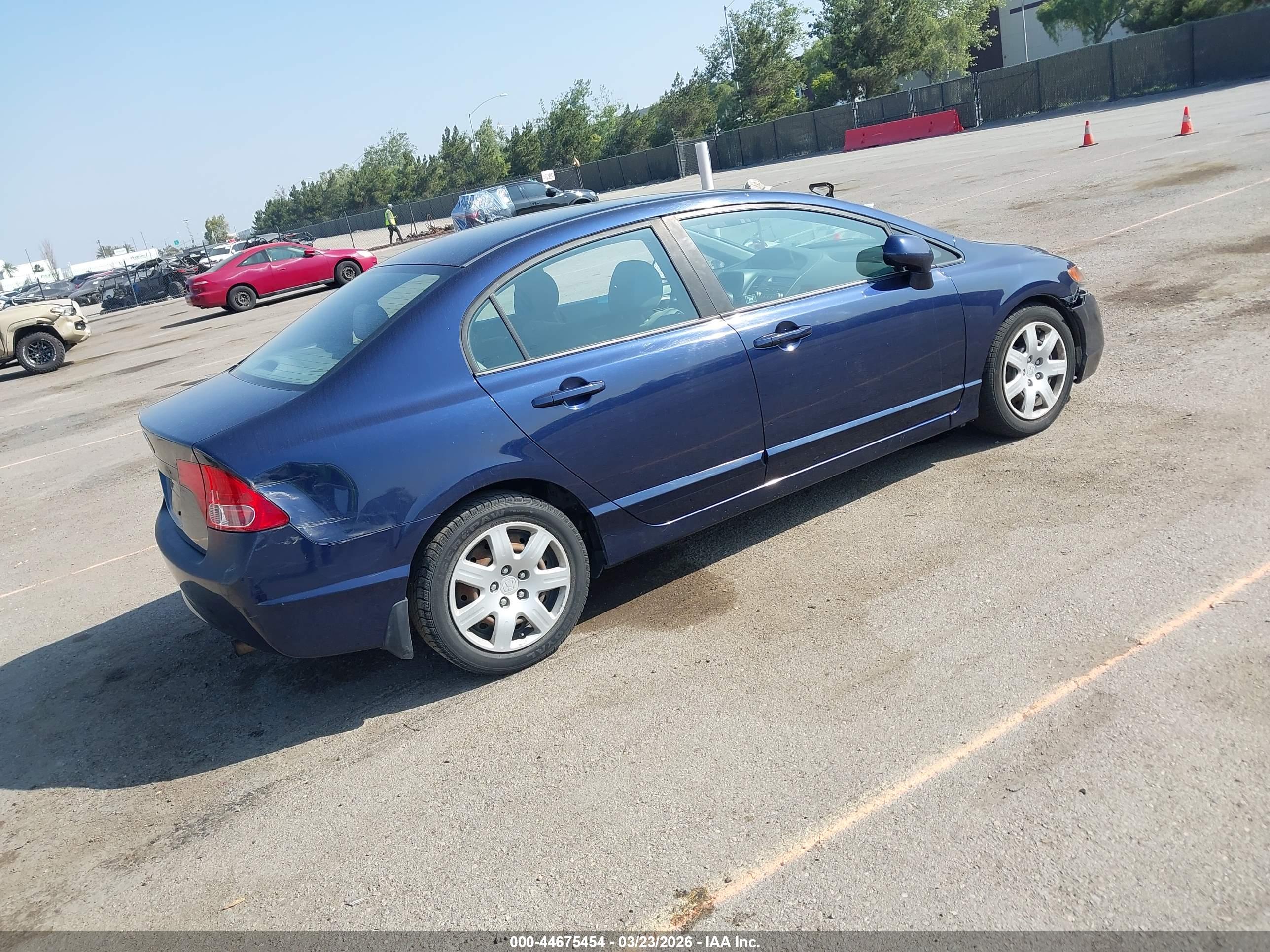 HONDA CIVIC image 4