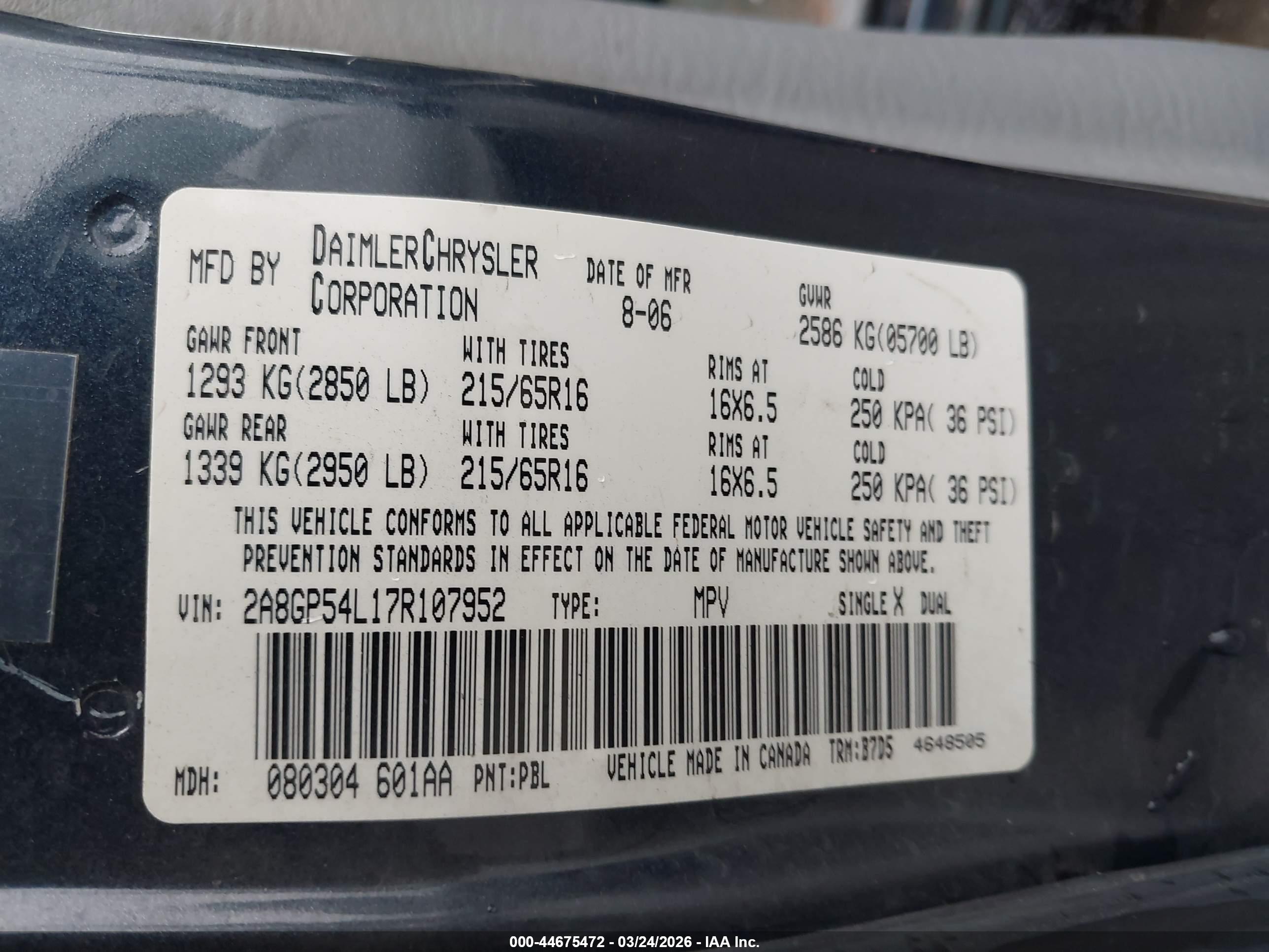 CHRYSLER TOWN image 9