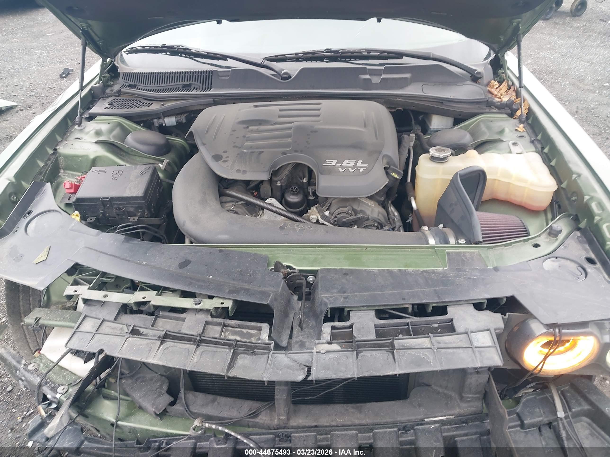 DODGE CHALLENGER image 10