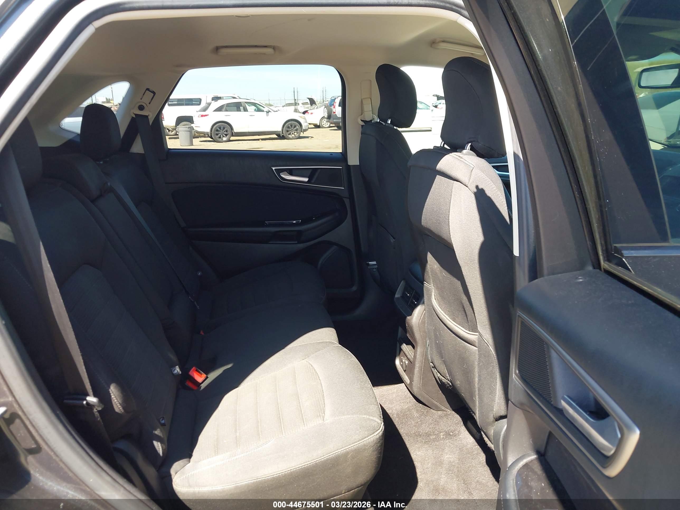FORD EDGE image 8