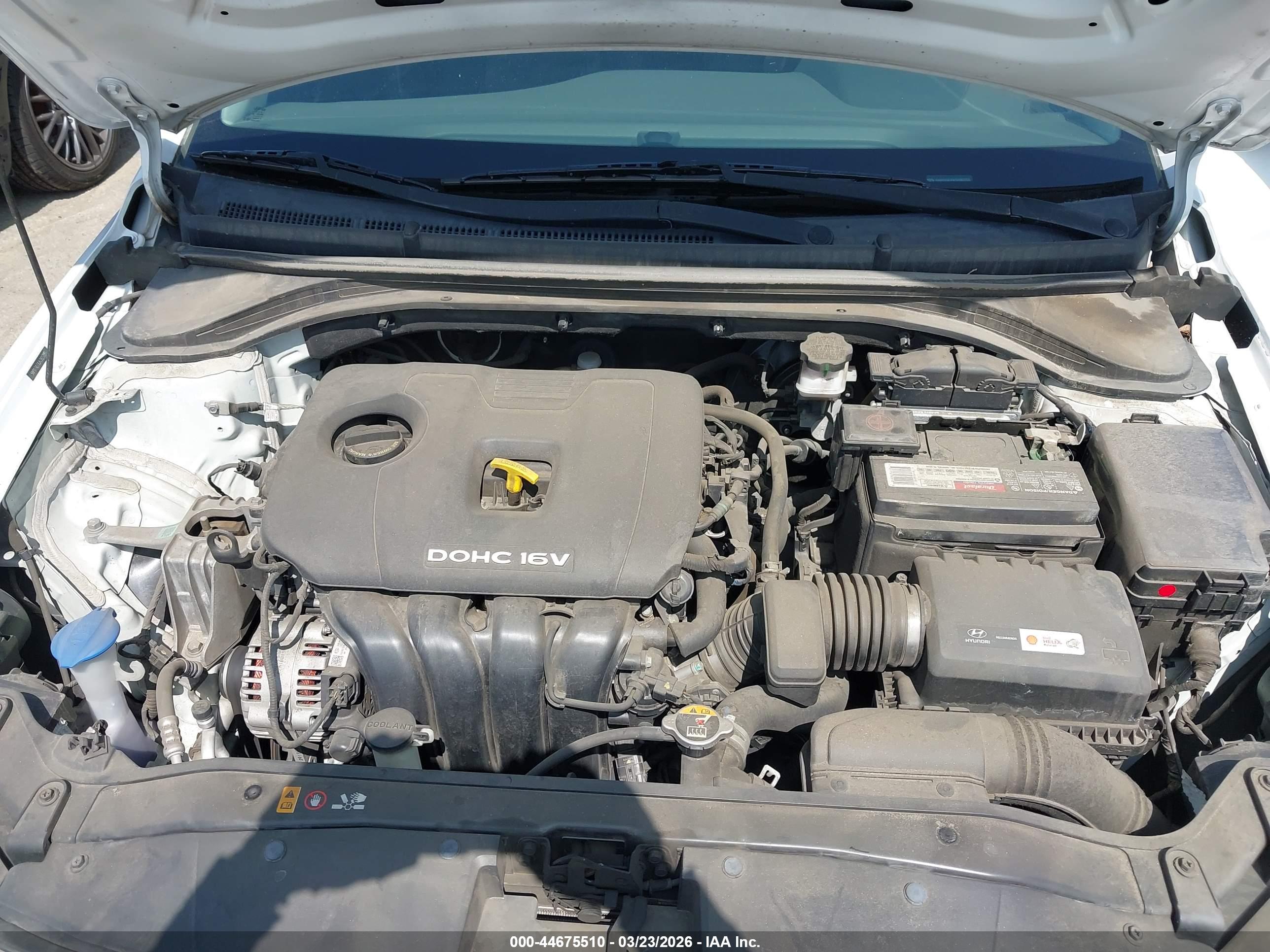 HYUNDAI ELANTRA image 10