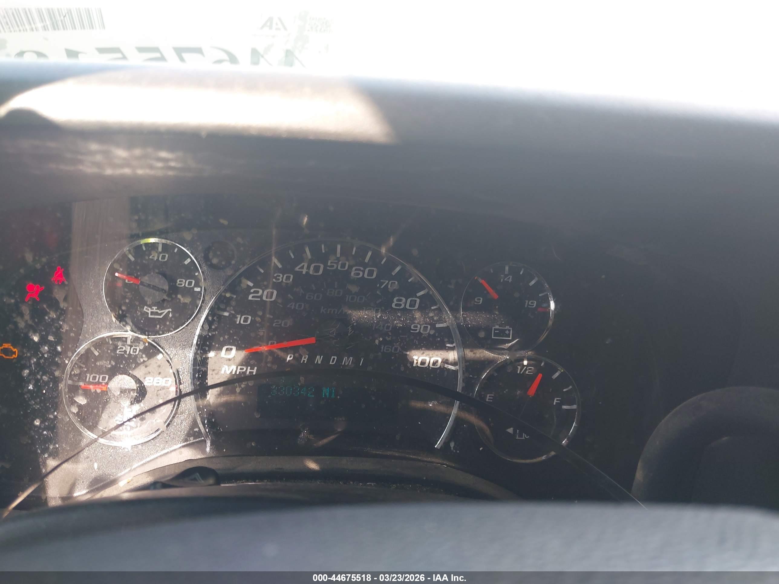 CHEVROLET EXPRESS image 7