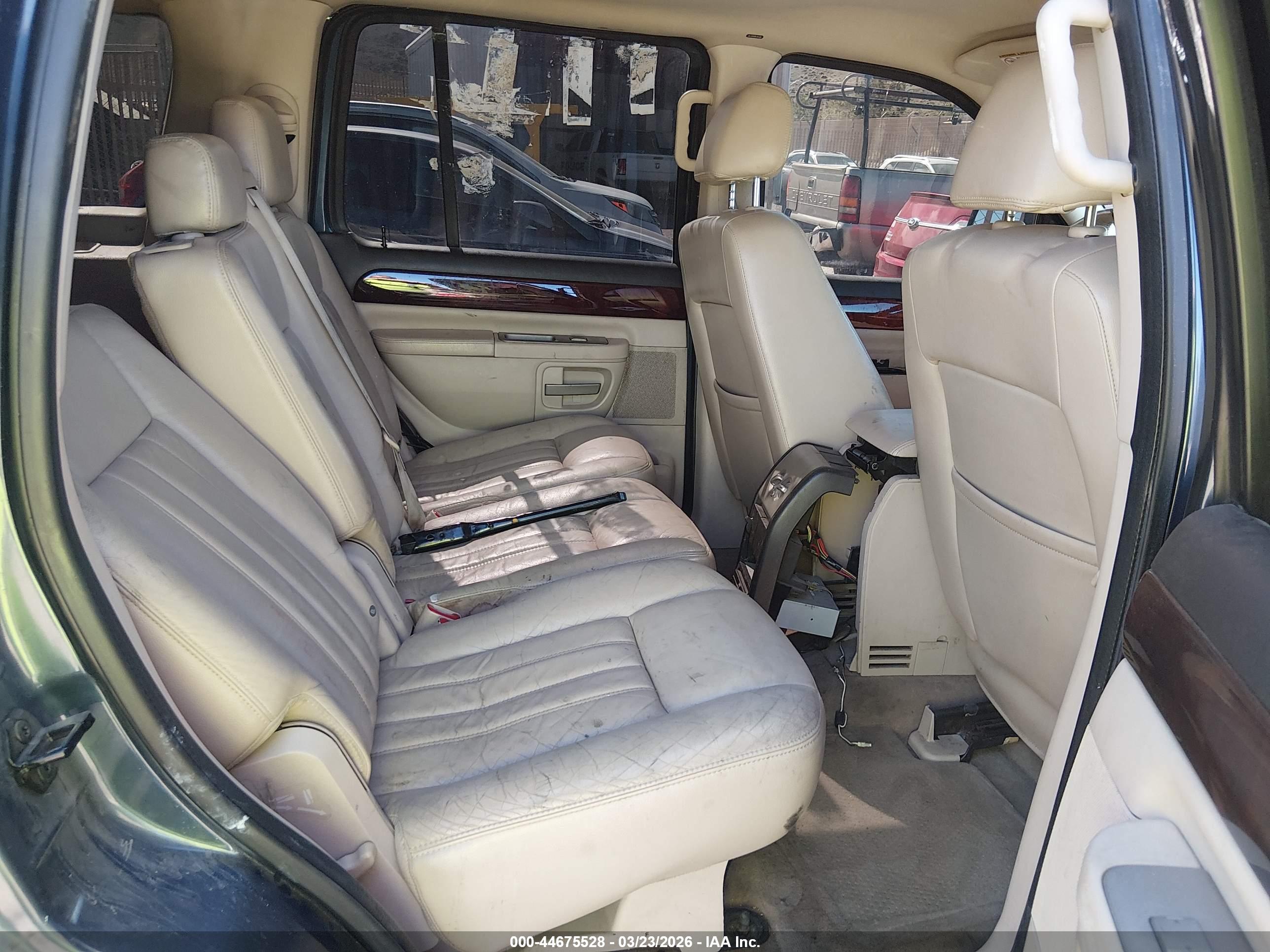LINCOLN AVIATOR image 8