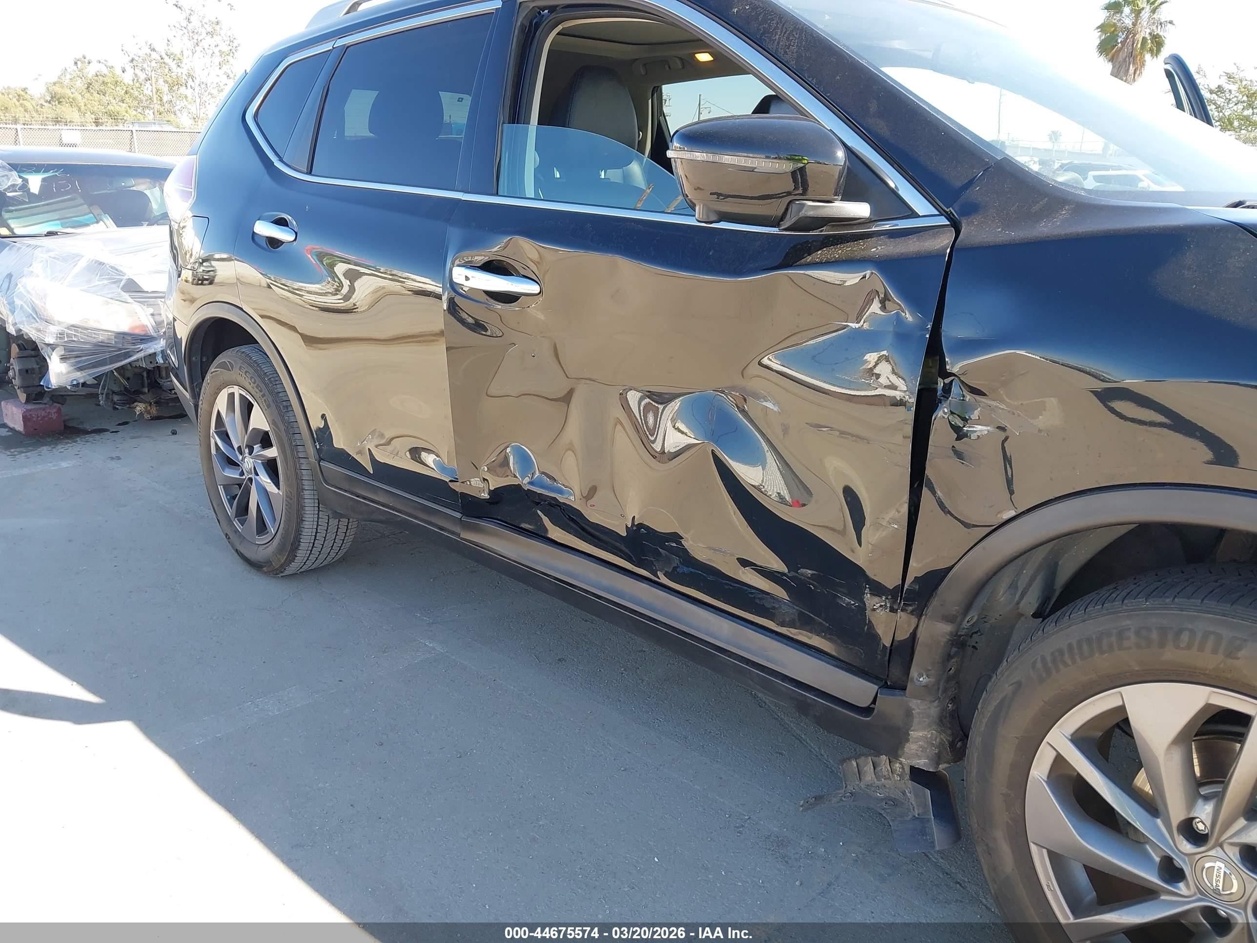 NISSAN ROGUE image 6