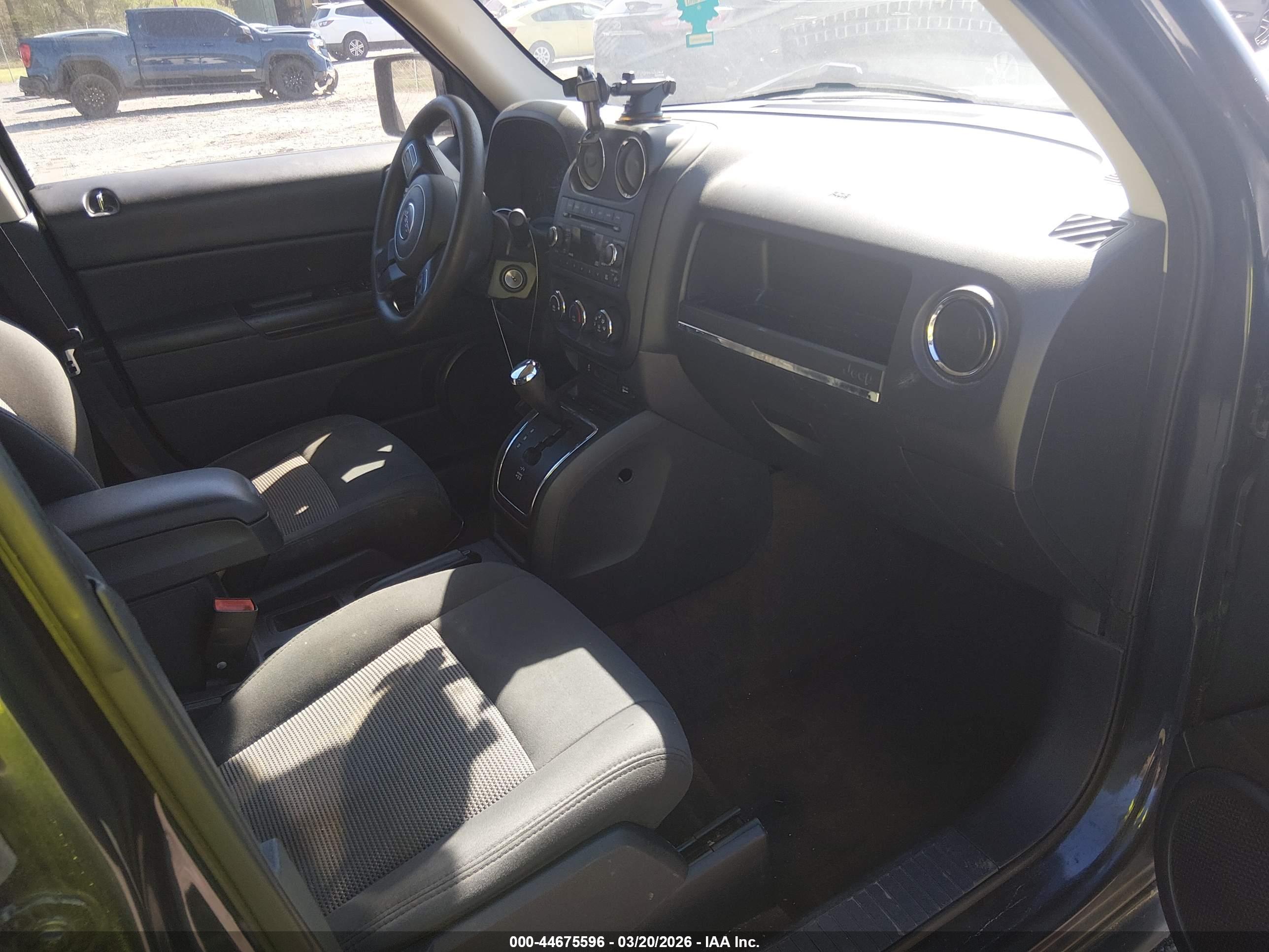 JEEP PATRIOT image 5