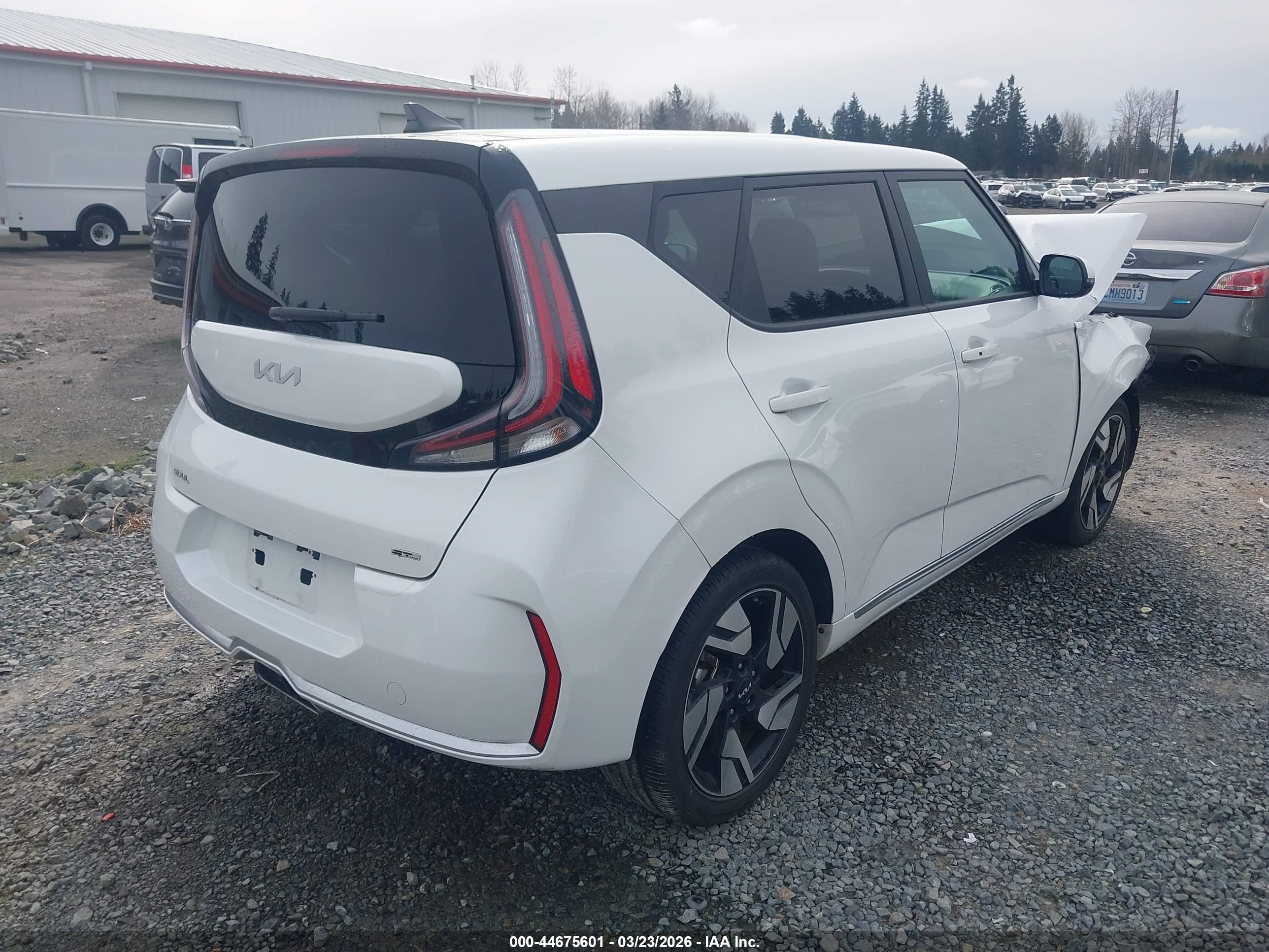 KIA SOUL image 4